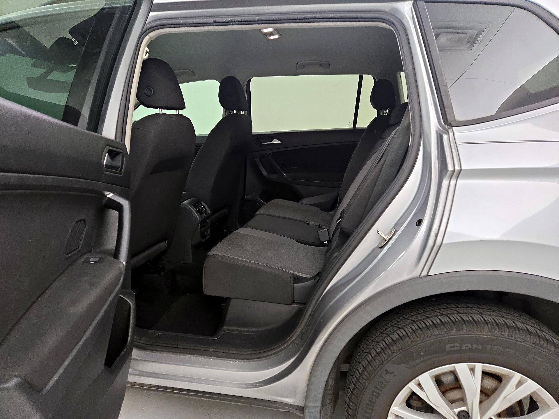 Thumbnail: 2020 Volkswagen Tiguan - 19