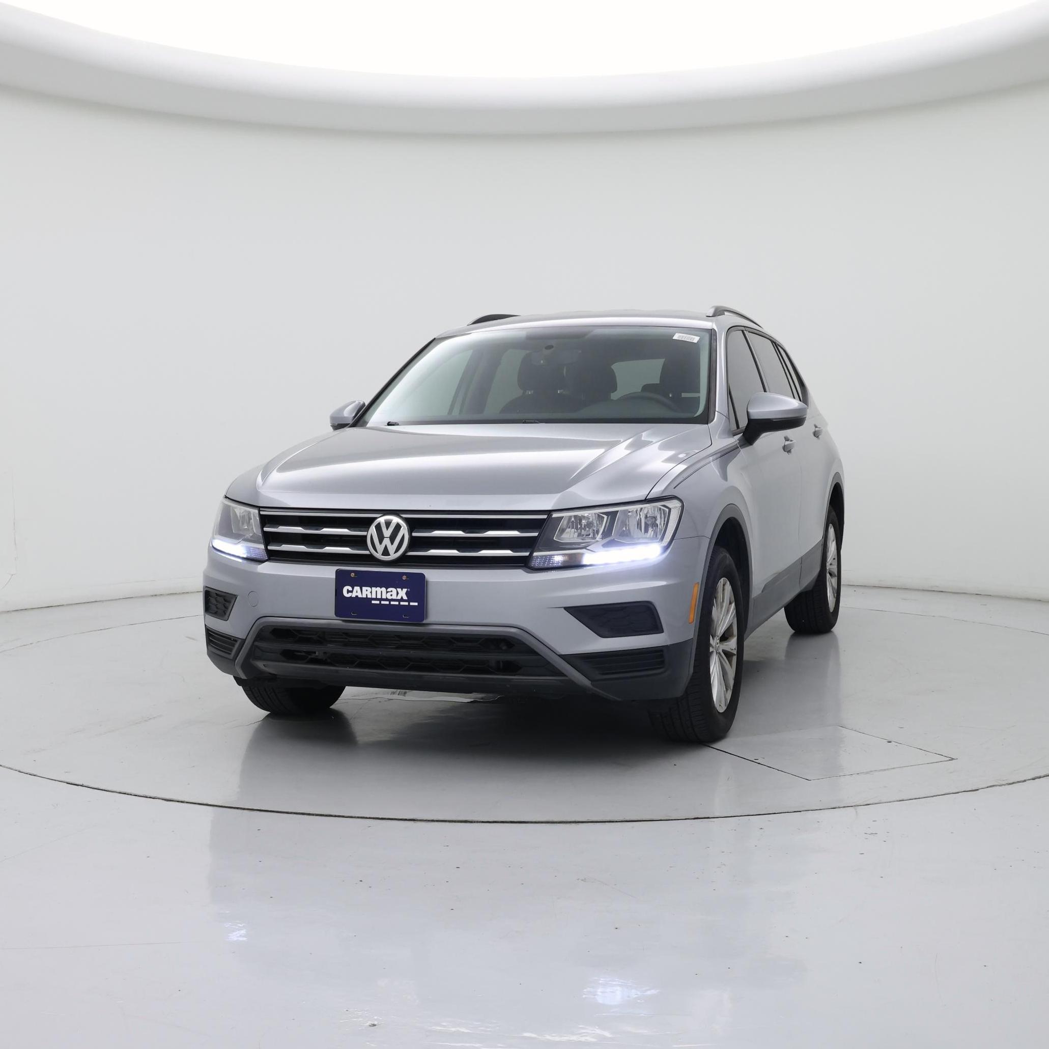 Thumbnail: 2020 Volkswagen Tiguan - 4