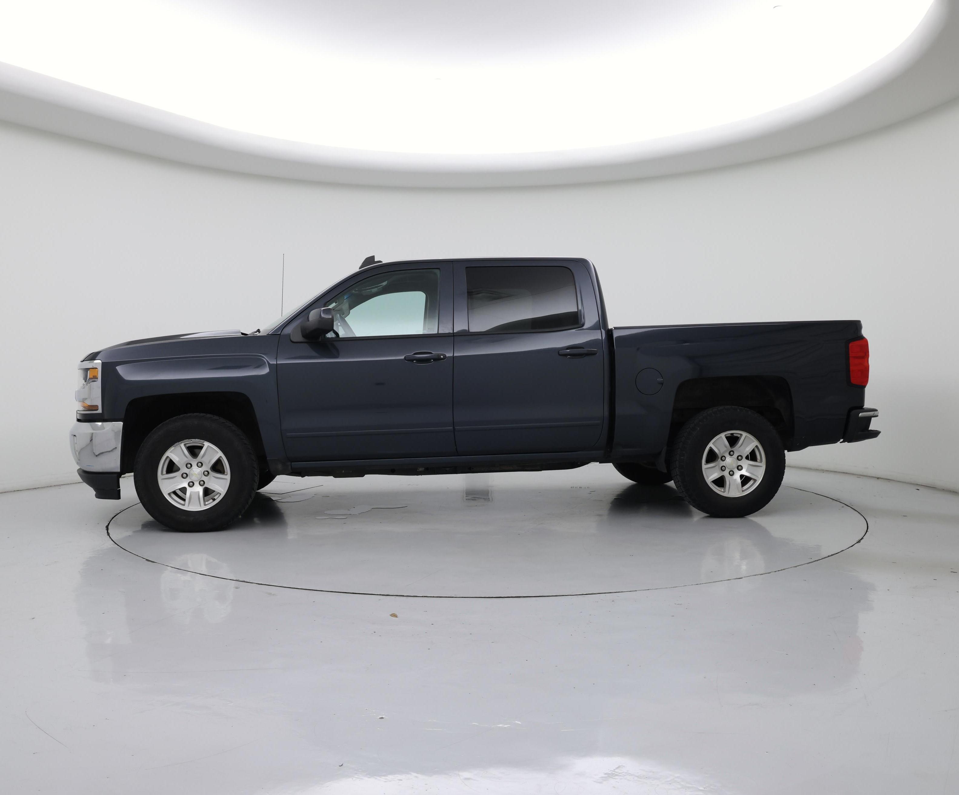 Thumbnail: 2017 Chevrolet Silverado 1500 - 3