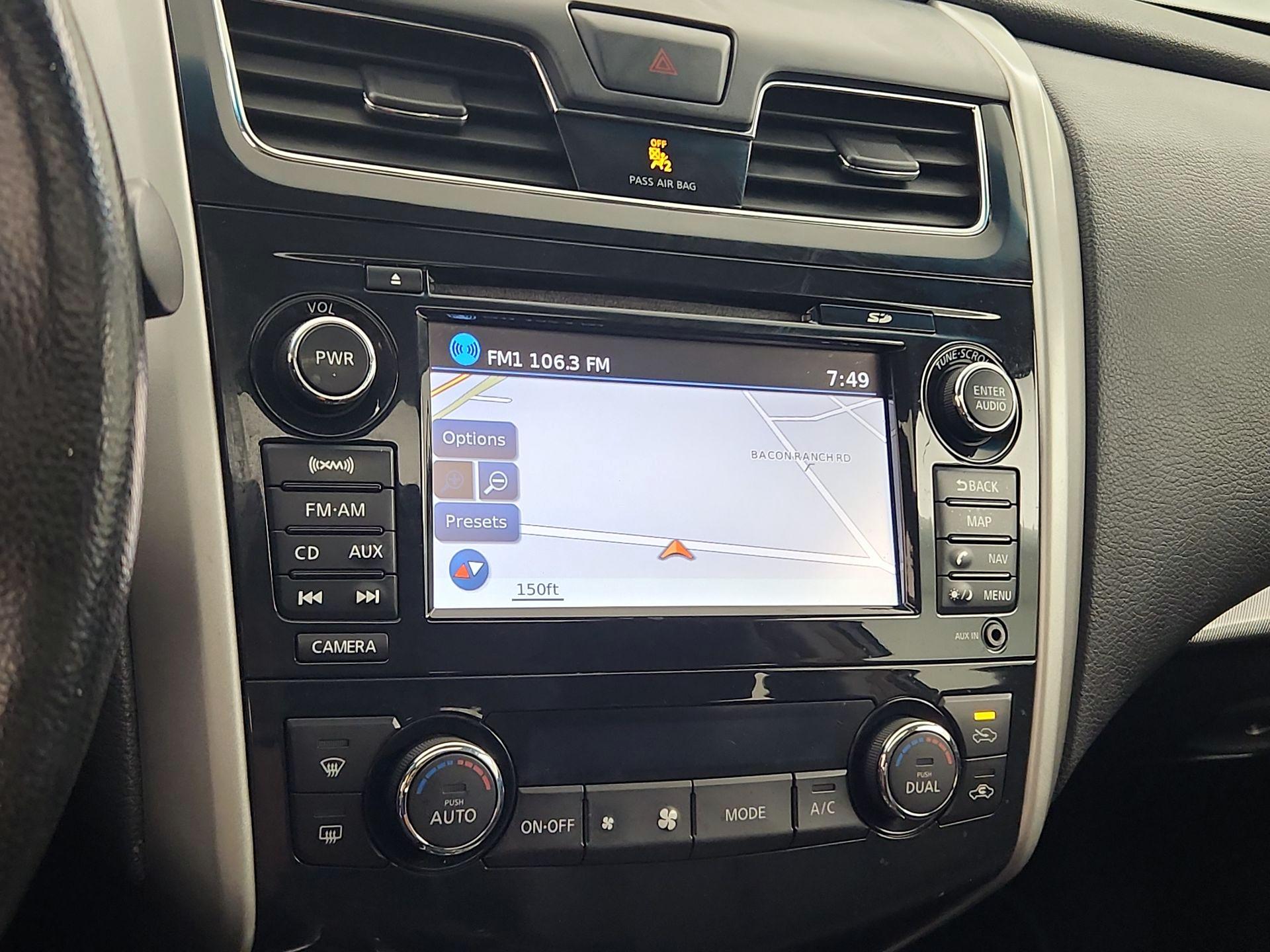Thumbnail: 2013 Nissan Altima - 14