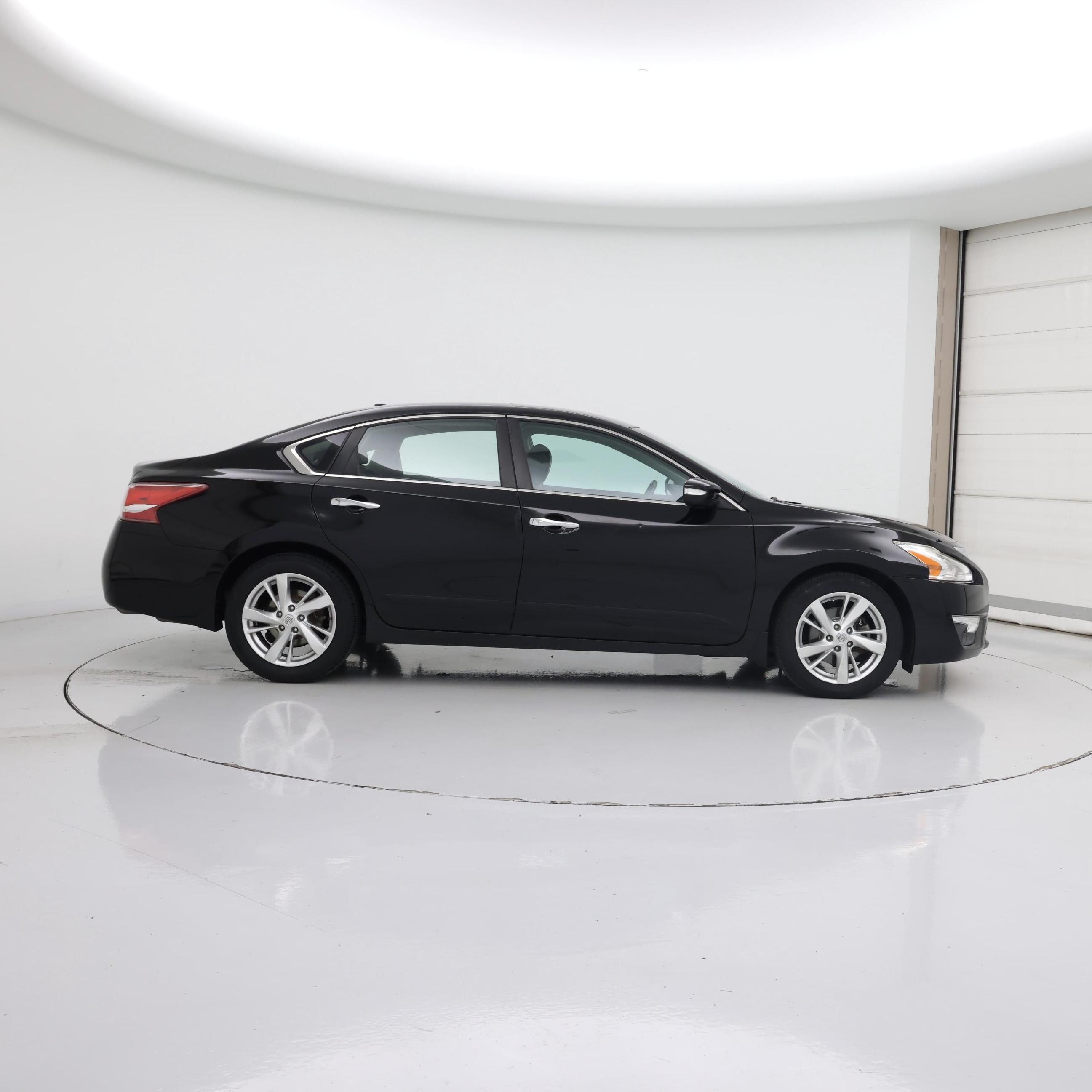 Thumbnail: 2013 Nissan Altima - 7