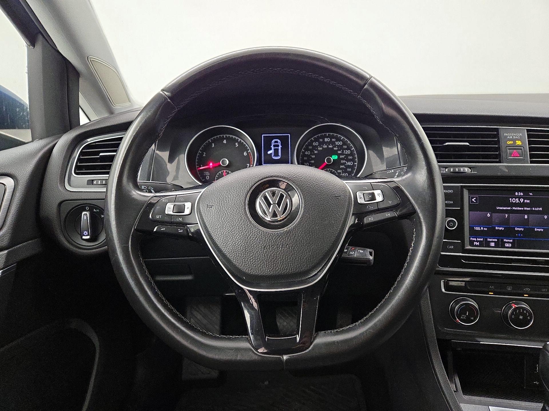 Thumbnail: 2018 Volkswagen Golf - 10