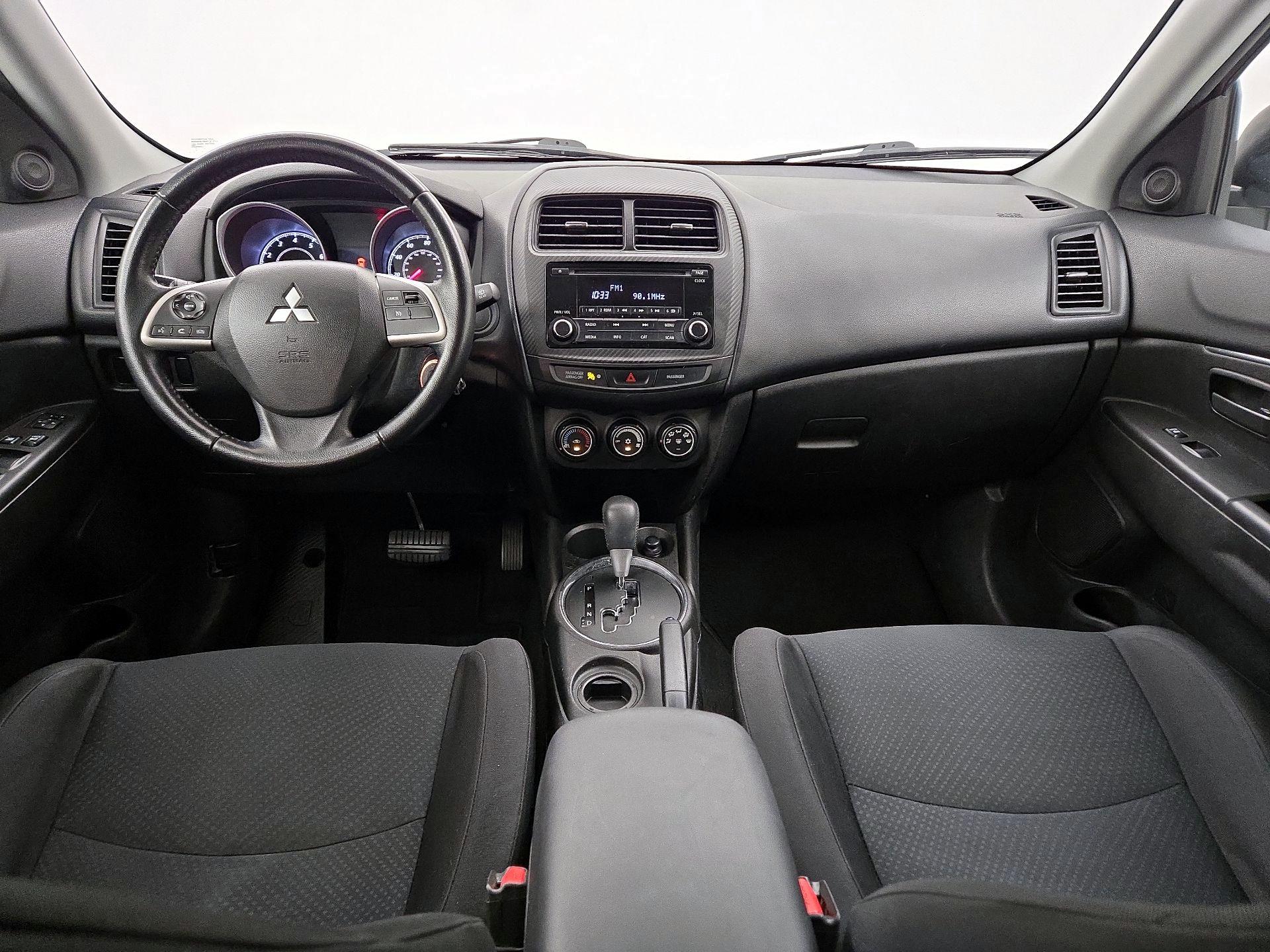 Thumbnail: 2015 Mitsubishi Outlander Sport - 9