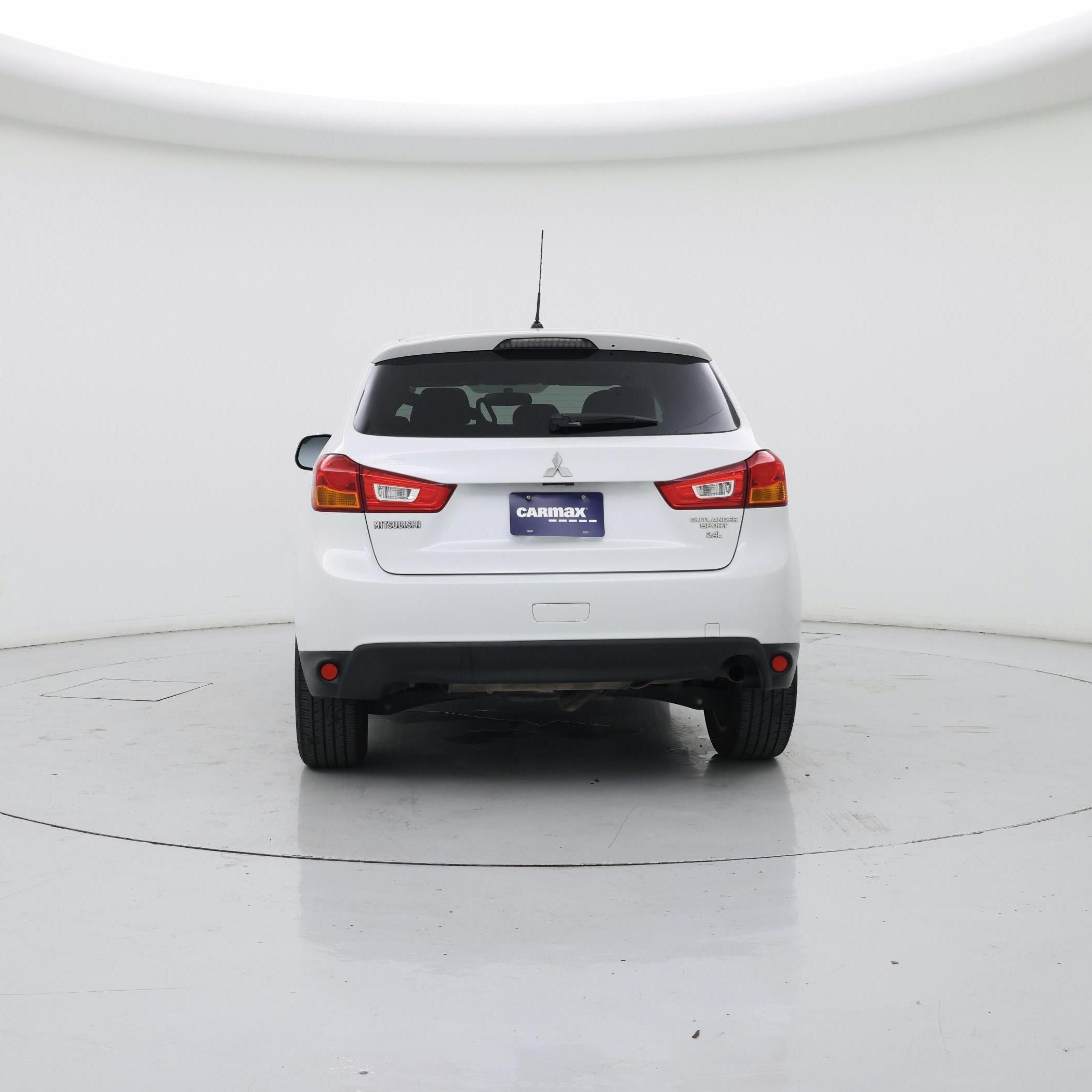 Thumbnail: 2015 Mitsubishi Outlander Sport - 6