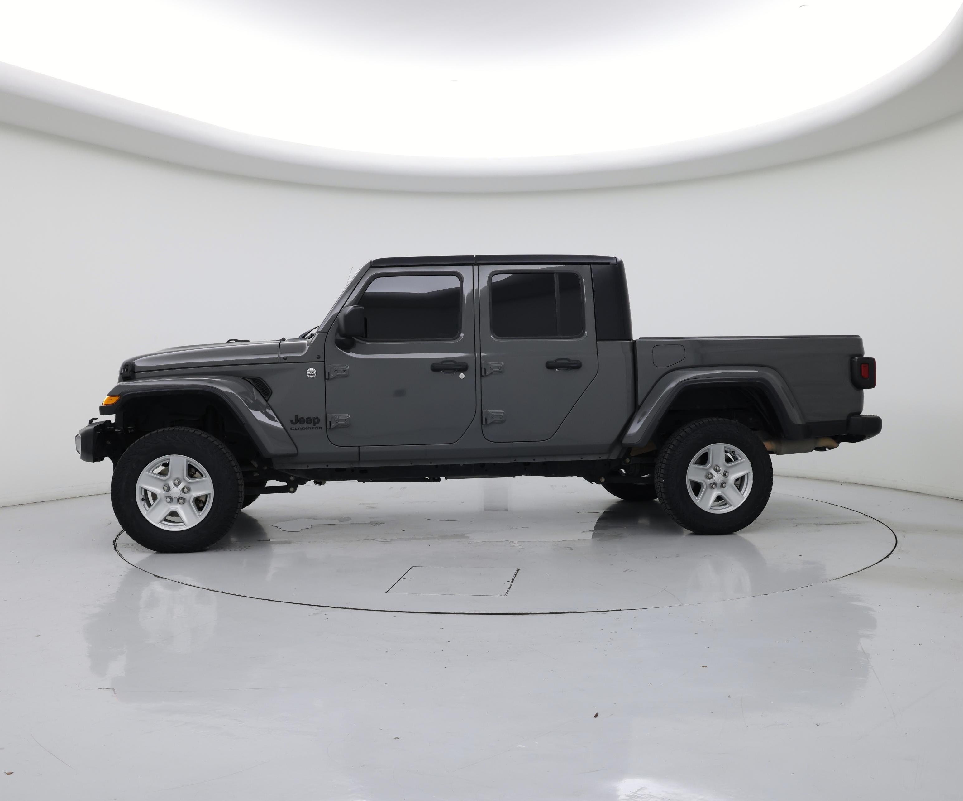 Thumbnail: 2021 Jeep Gladiator - 3