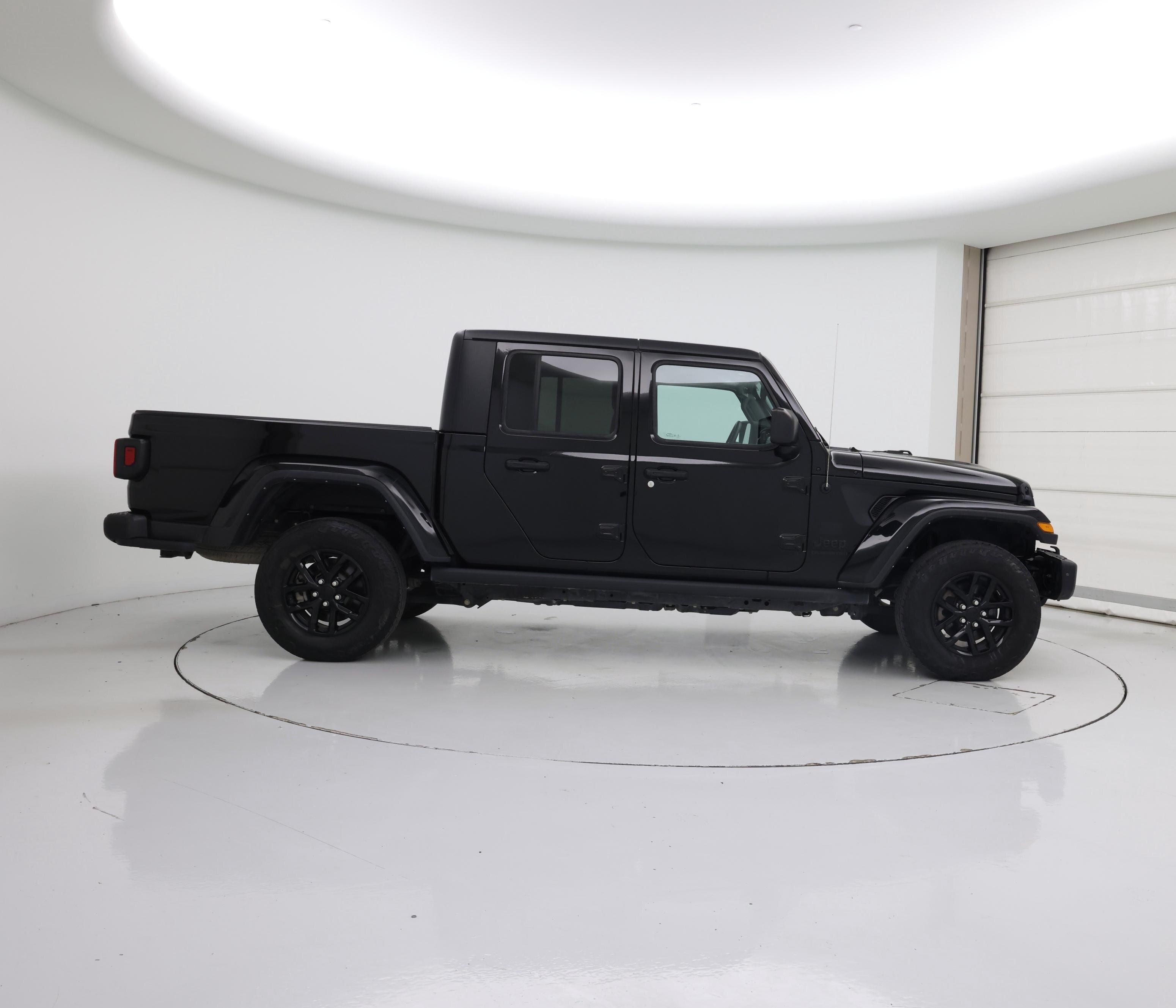 Thumbnail: 2023 Jeep Gladiator - 7