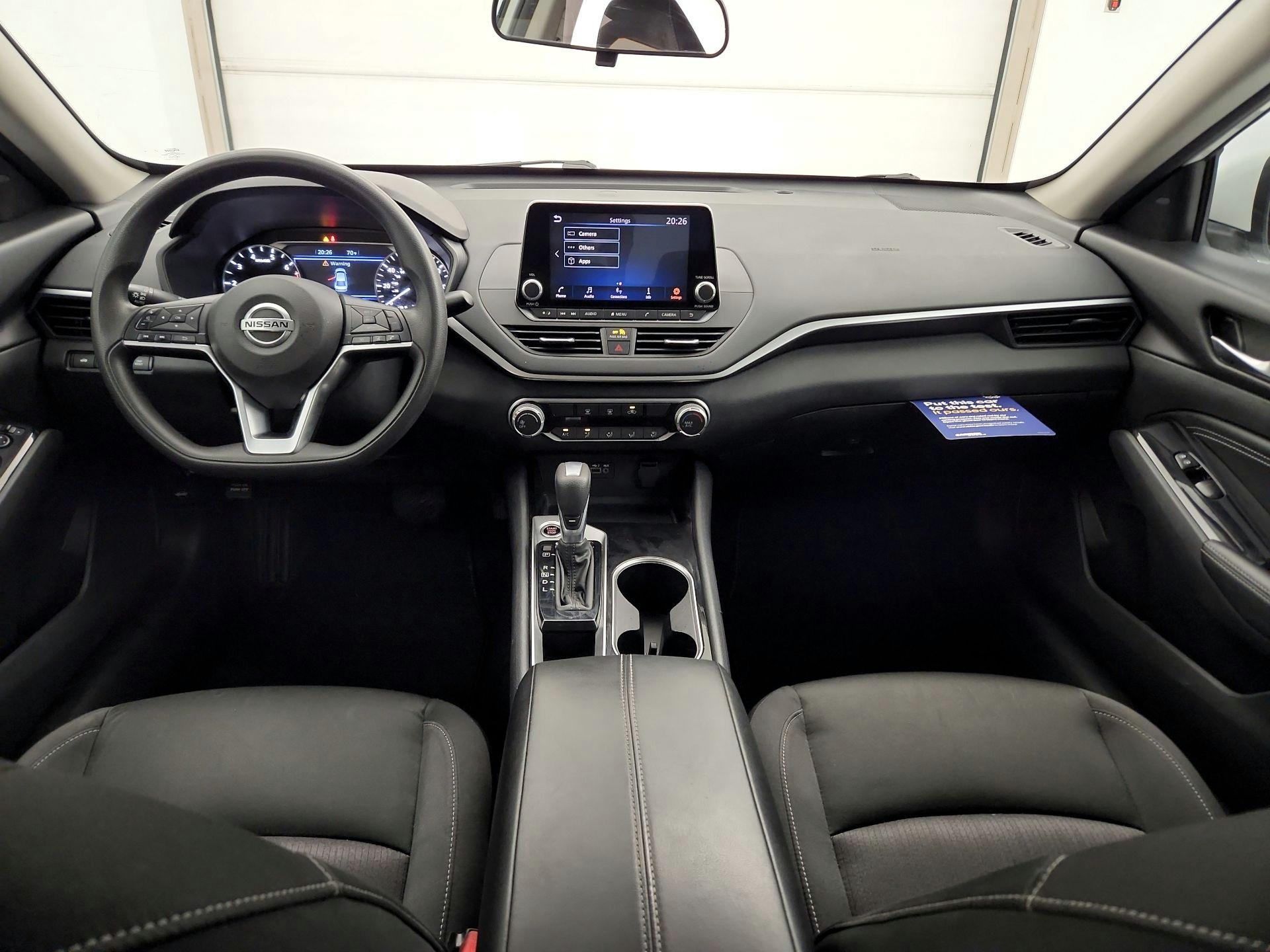 Thumbnail: 2021 Nissan Altima - 9