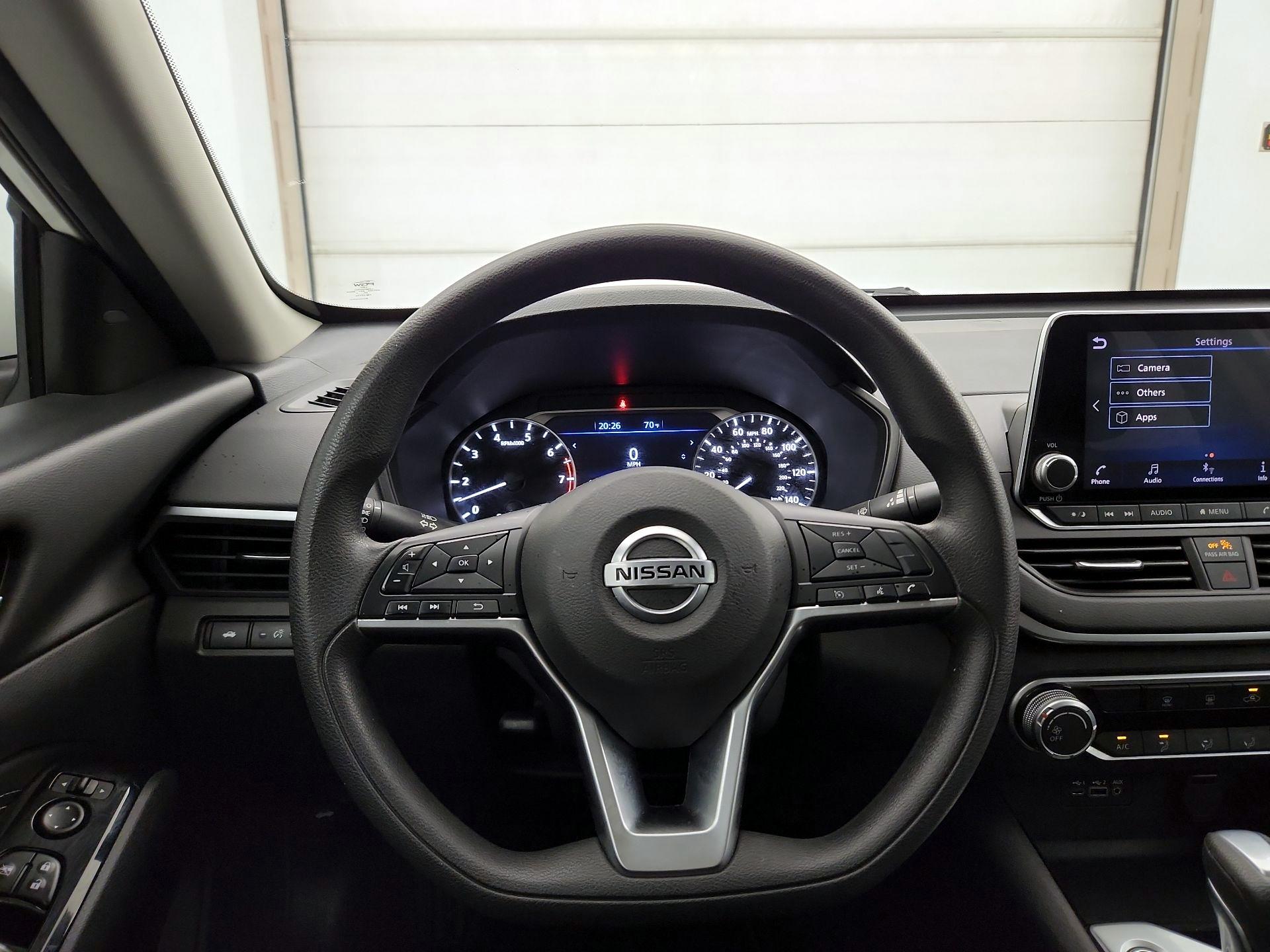 Thumbnail: 2021 Nissan Altima - 10