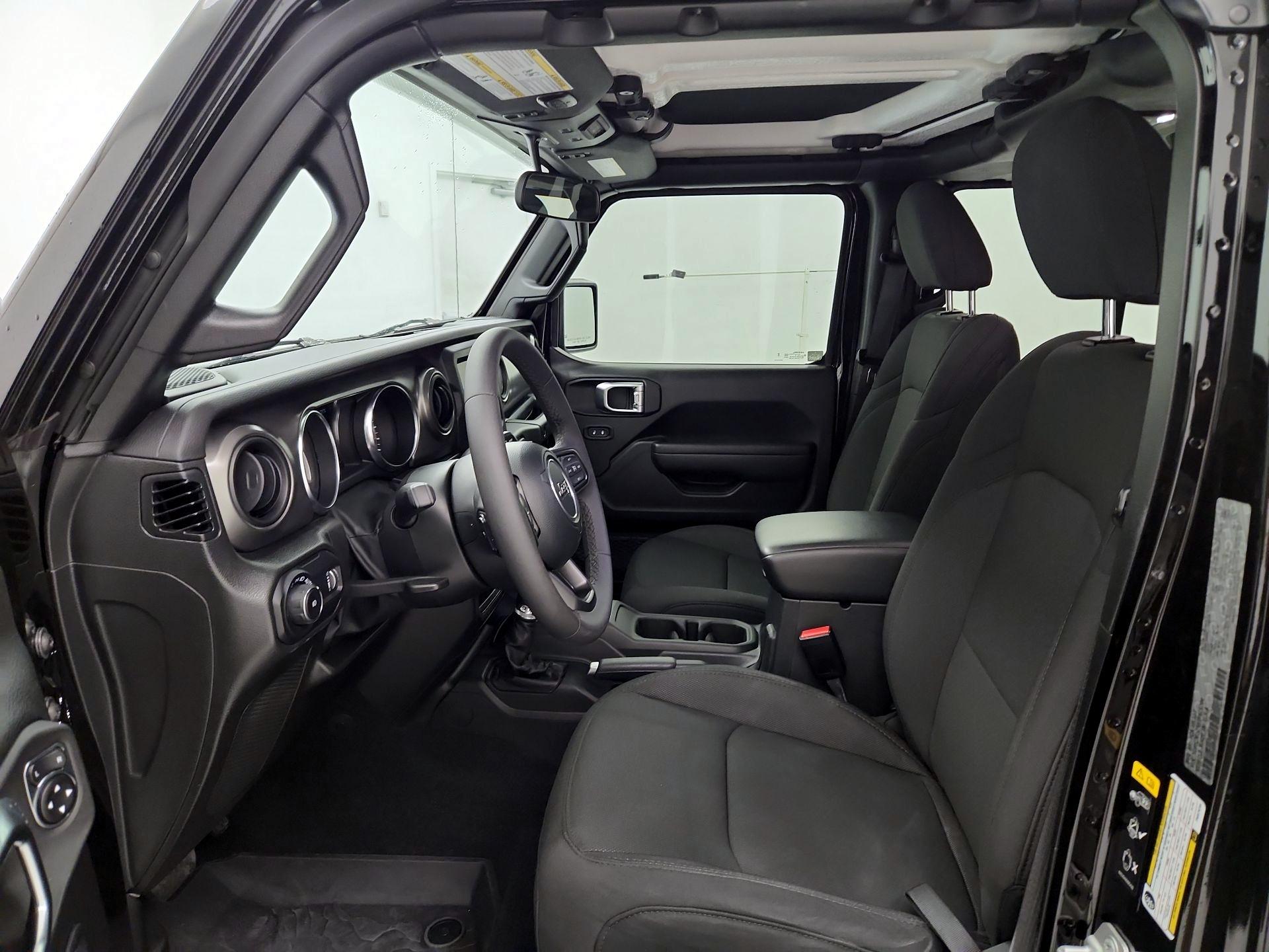 Thumbnail: 2023 Jeep Wrangler - 11