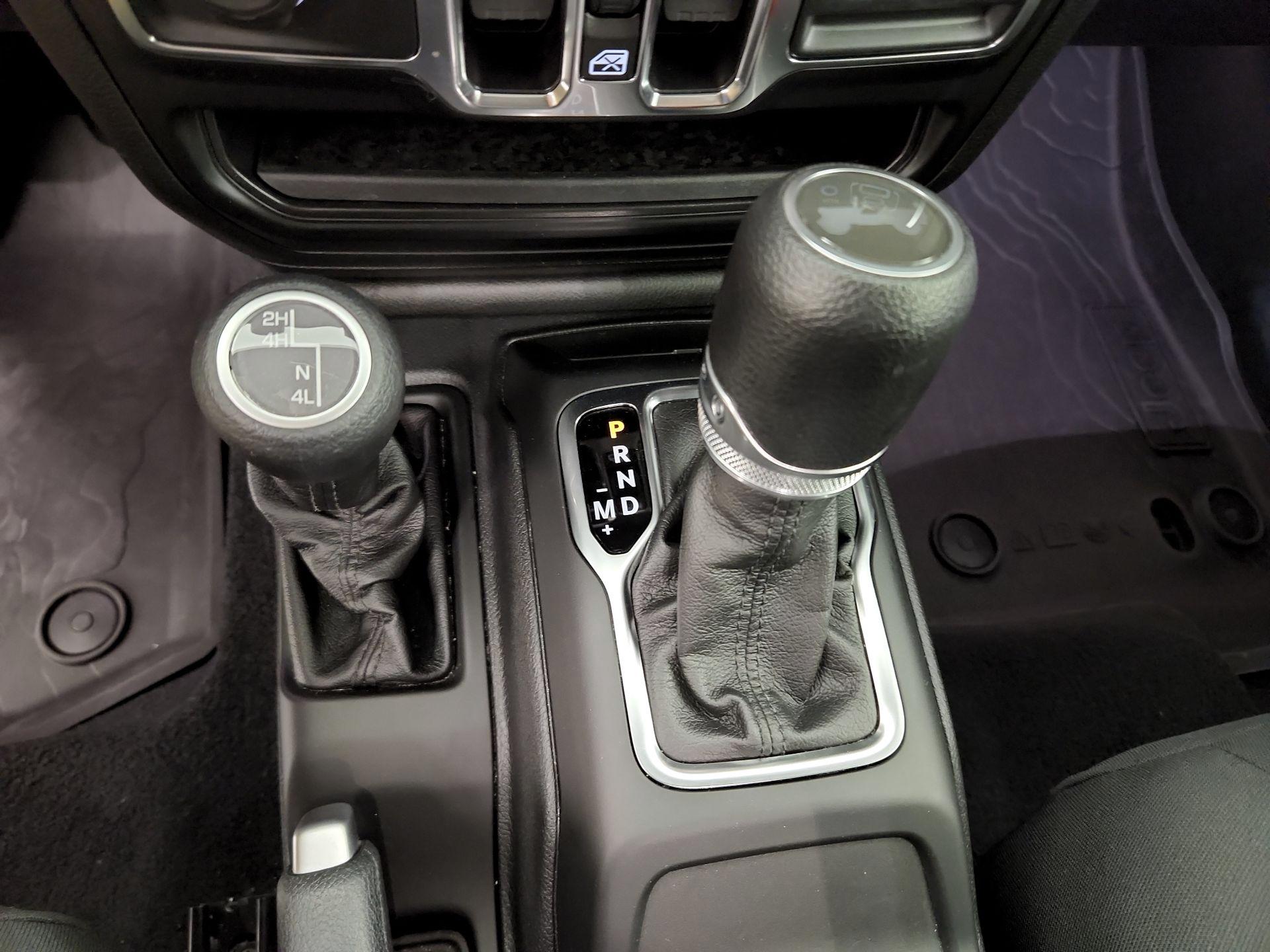 Thumbnail: 2023 Jeep Wrangler - 17