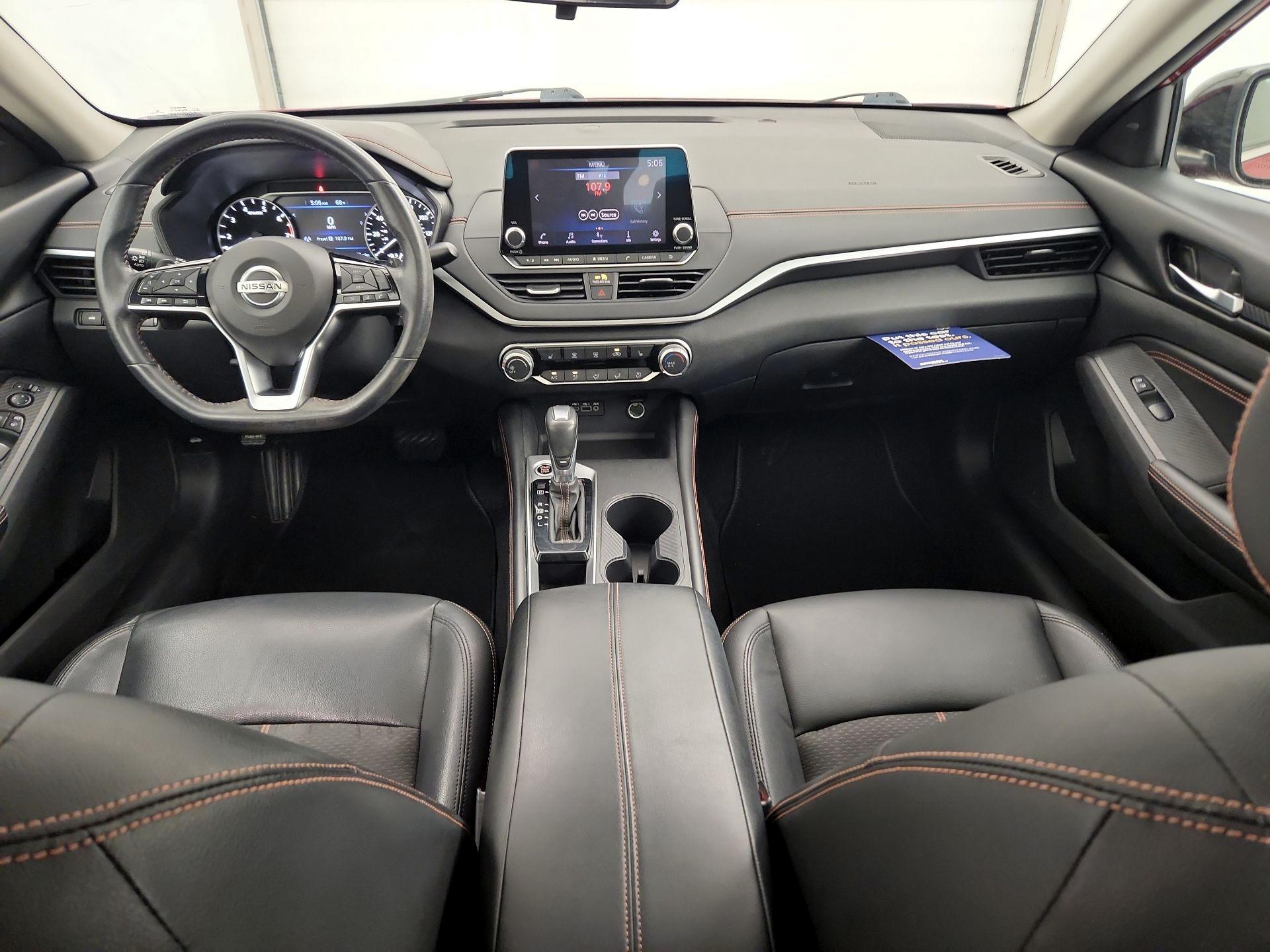 Thumbnail: 2020 Nissan Altima - 9