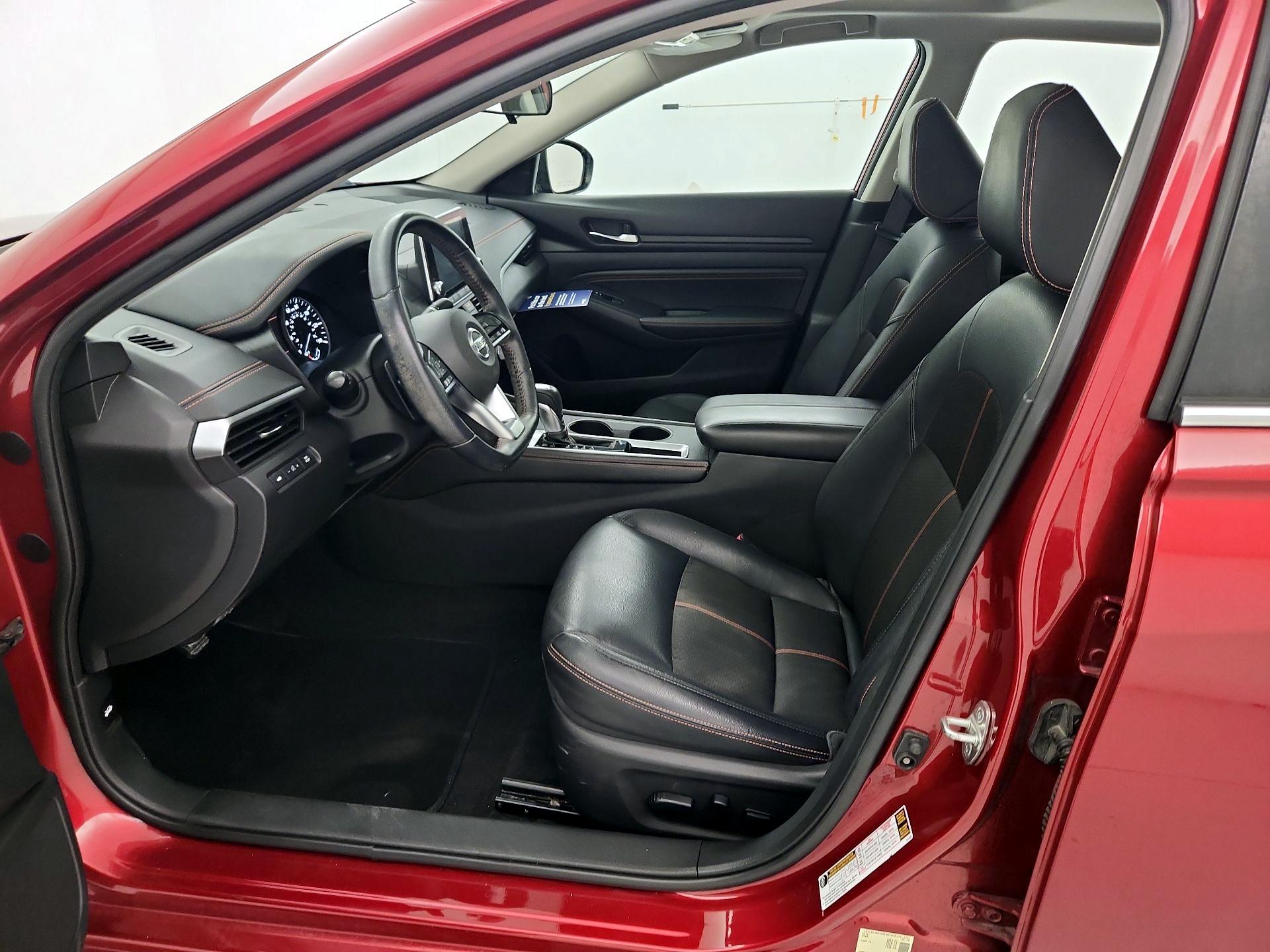 Thumbnail: 2020 Nissan Altima - 11