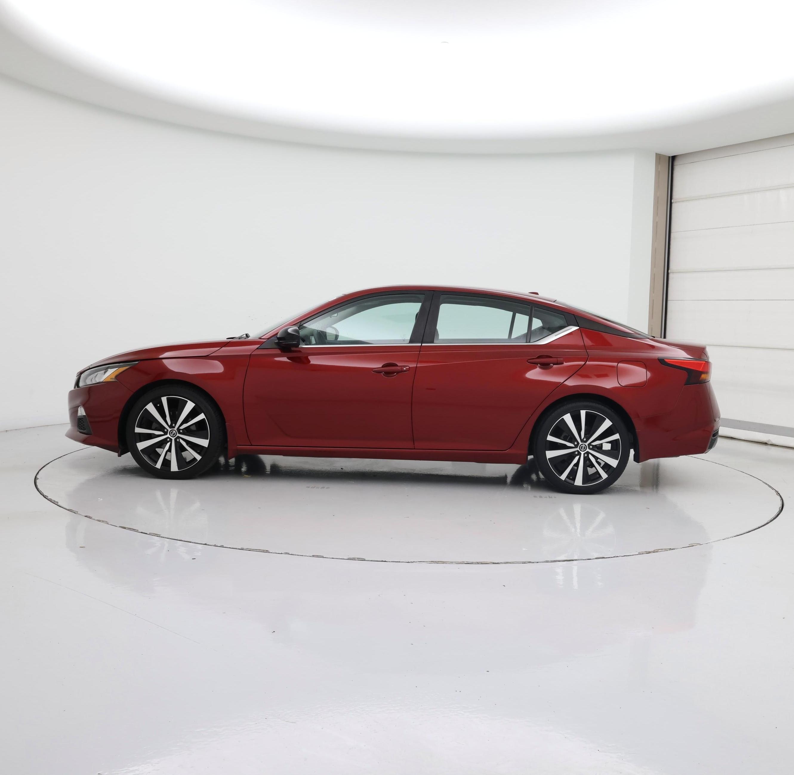 Thumbnail: 2020 Nissan Altima - 3