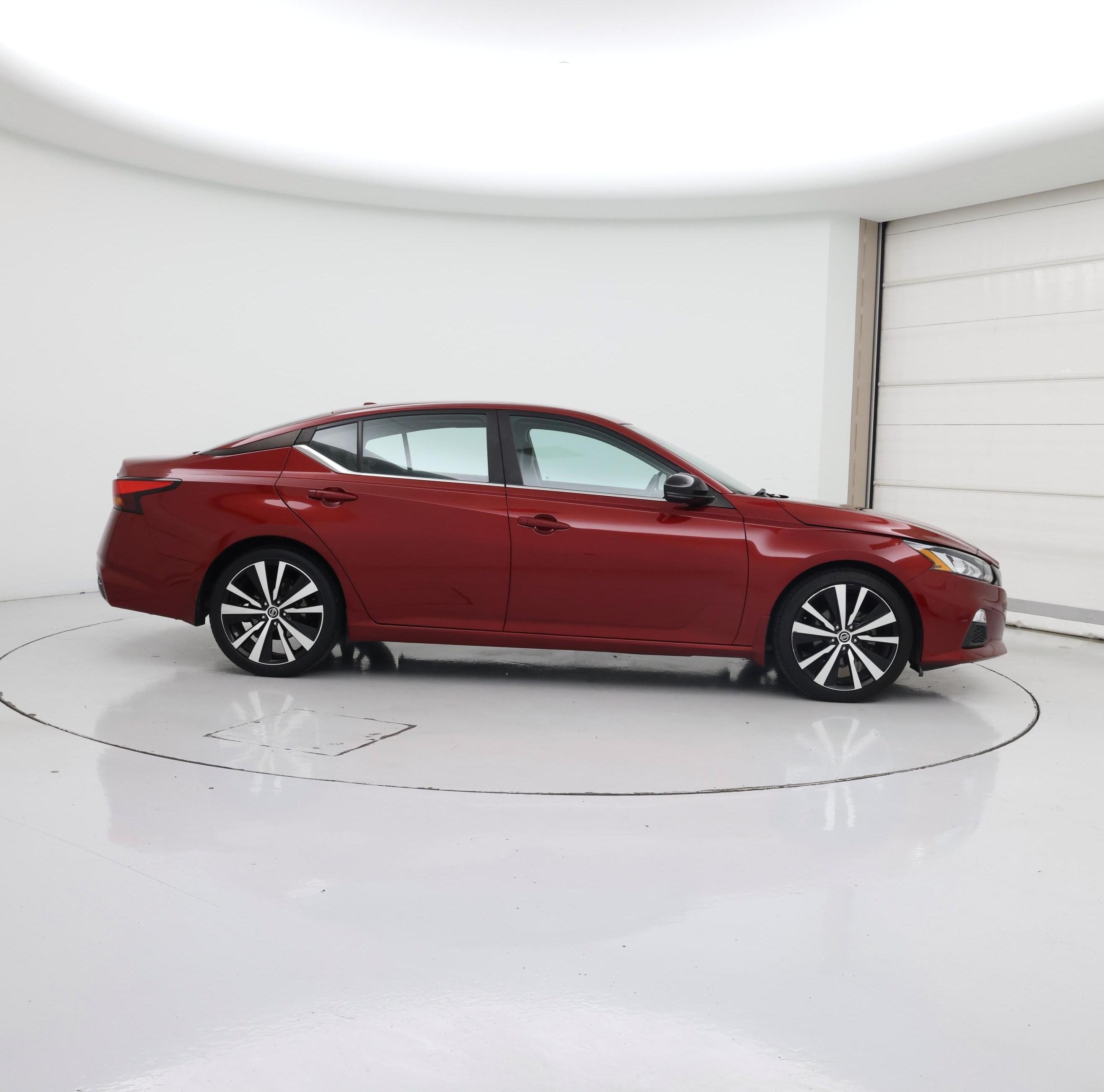 Thumbnail: 2020 Nissan Altima - 7
