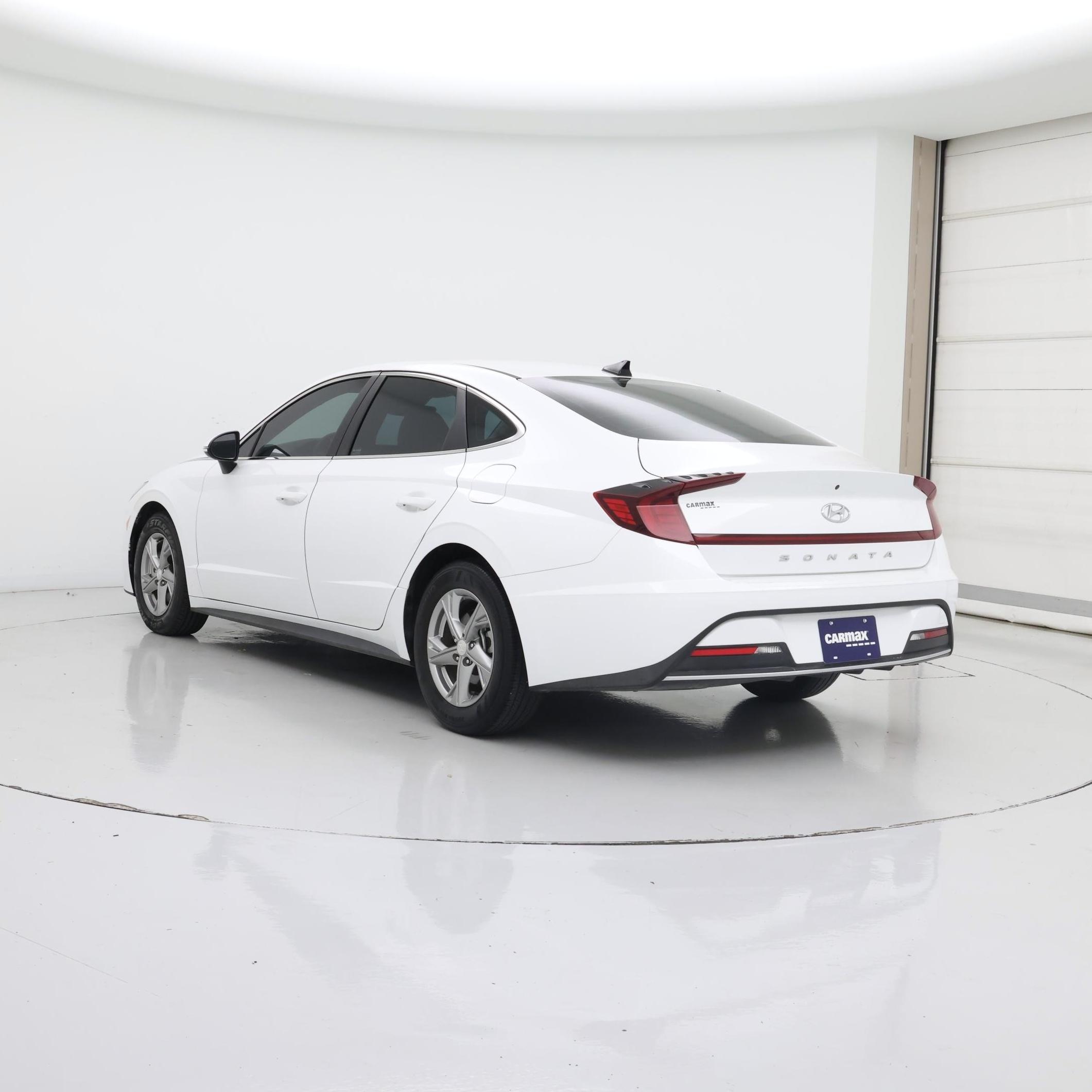 Thumbnail: 2023 Hyundai Sonata - 2