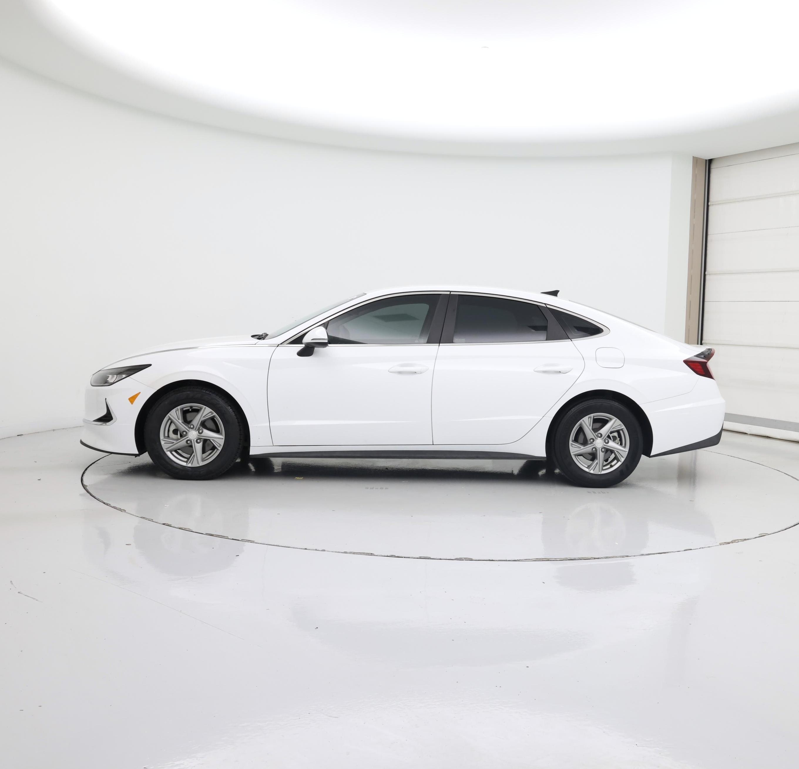 Thumbnail: 2023 Hyundai Sonata - 3