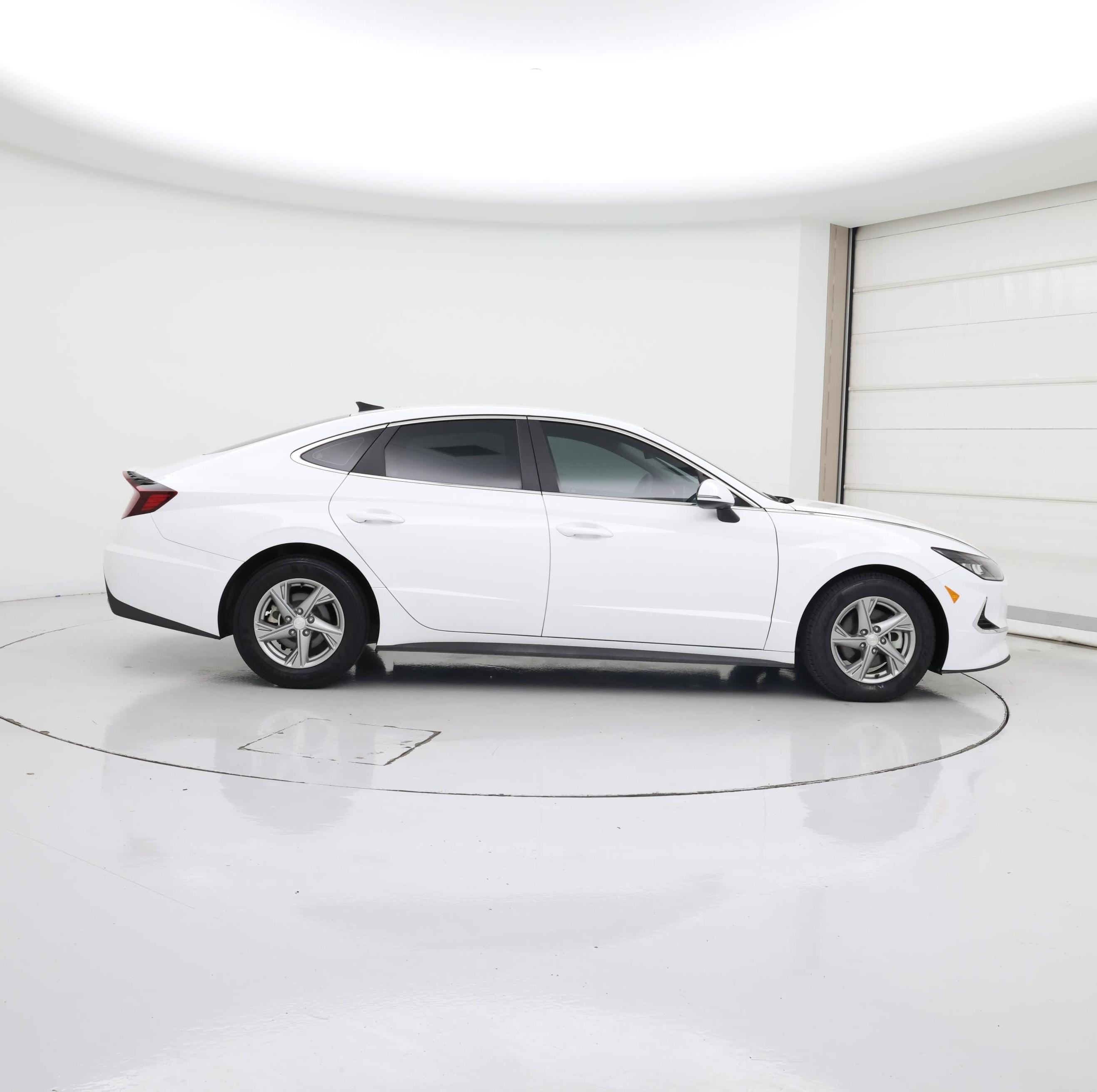 Thumbnail: 2023 Hyundai Sonata - 7