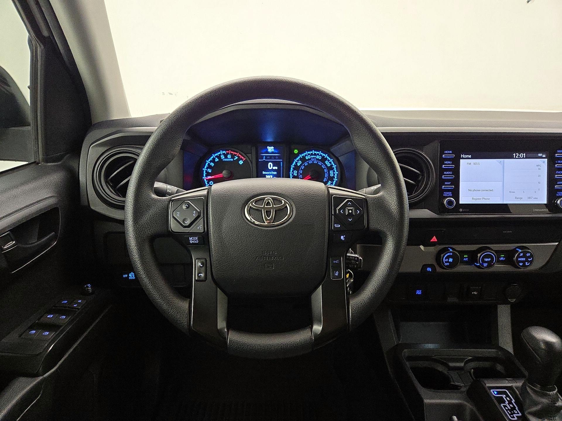 Thumbnail: 2022 Toyota Tacoma - 10