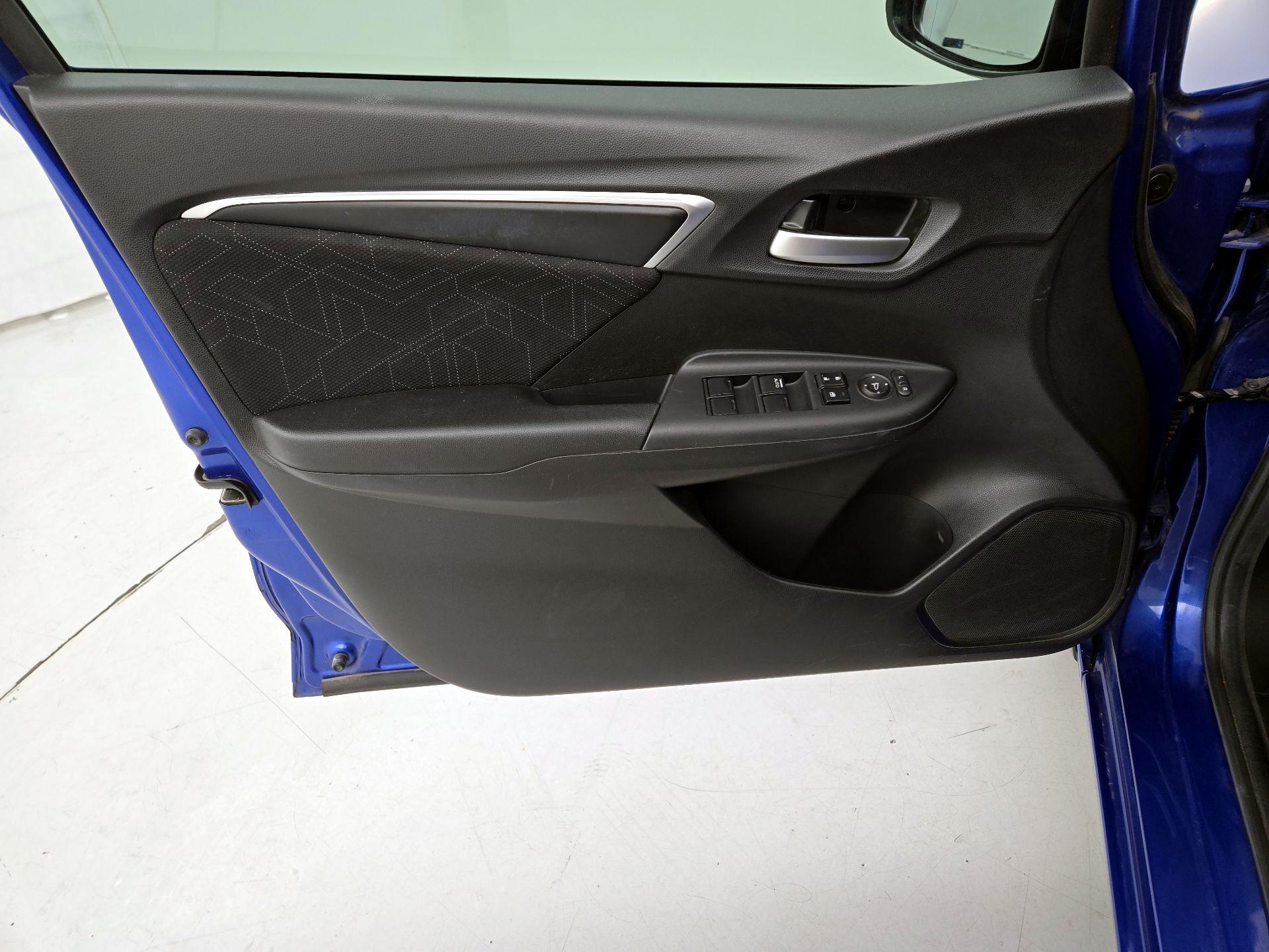 Thumbnail: 2016 Honda Fit - 12