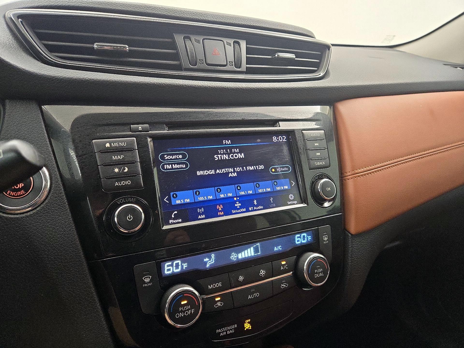 Thumbnail: 2019 Nissan Rogue - 16