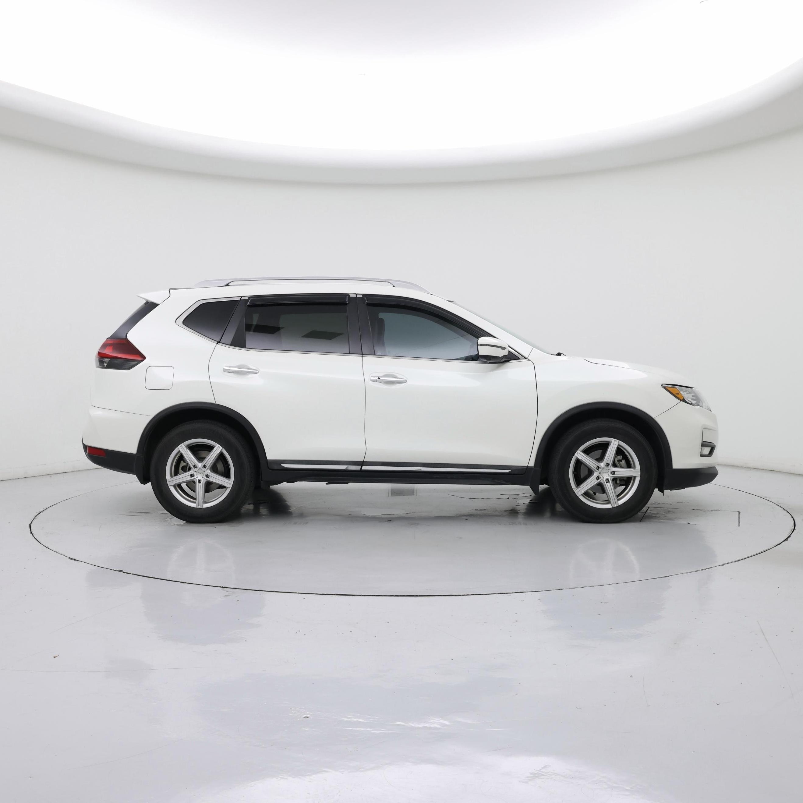 Thumbnail: 2019 Nissan Rogue - 7