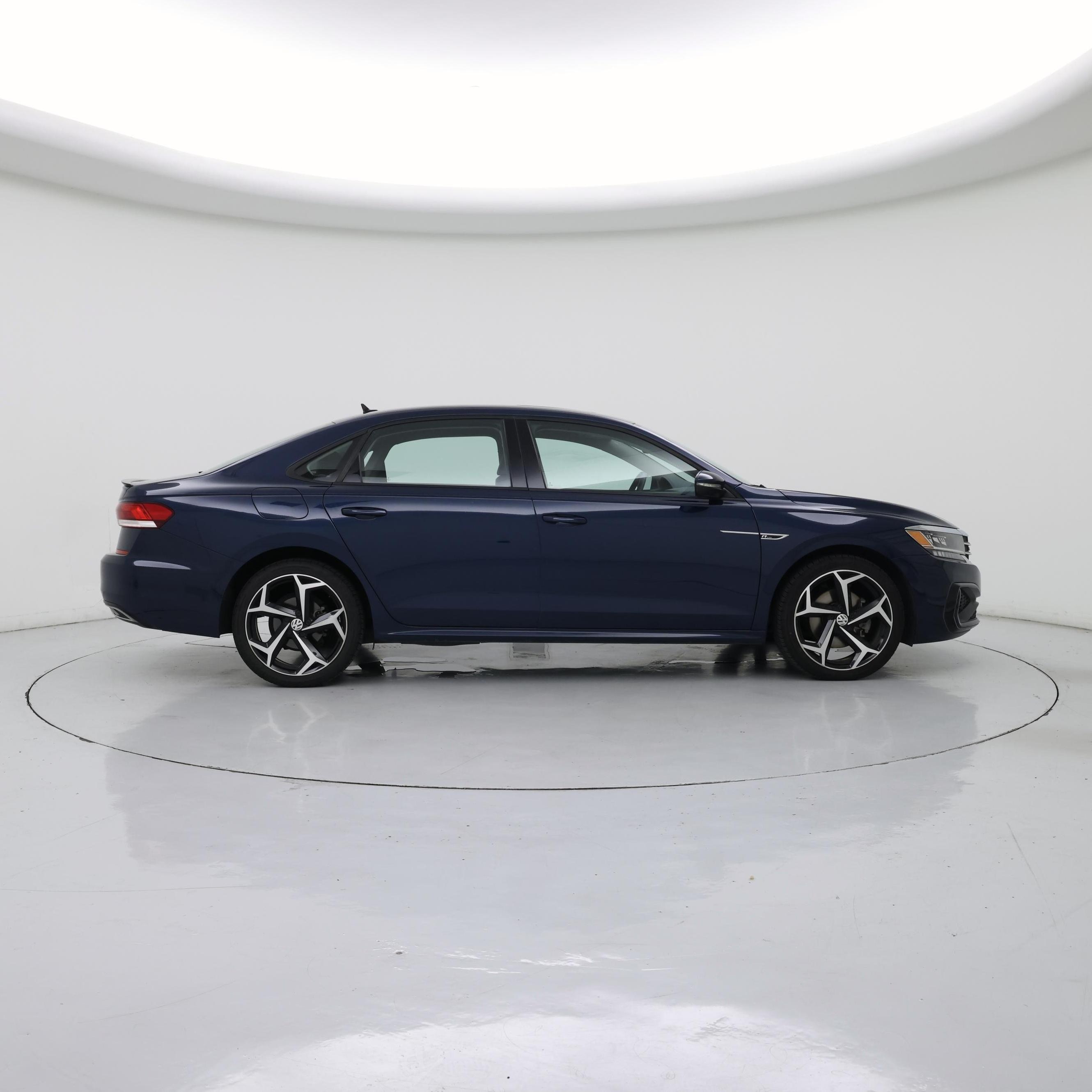 Thumbnail: 2020 Volkswagen Passat - 7