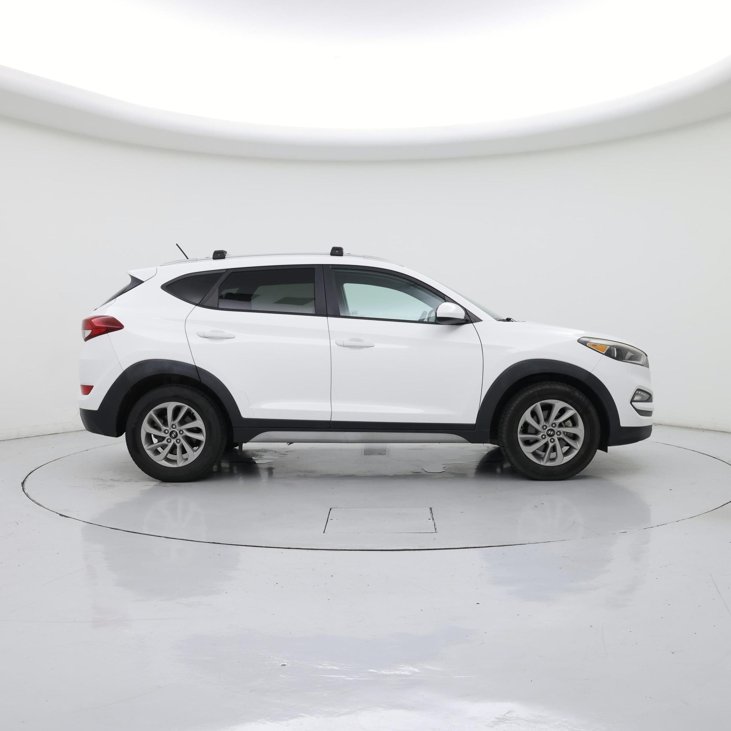 Thumbnail: 2017 Hyundai Tucson - 7