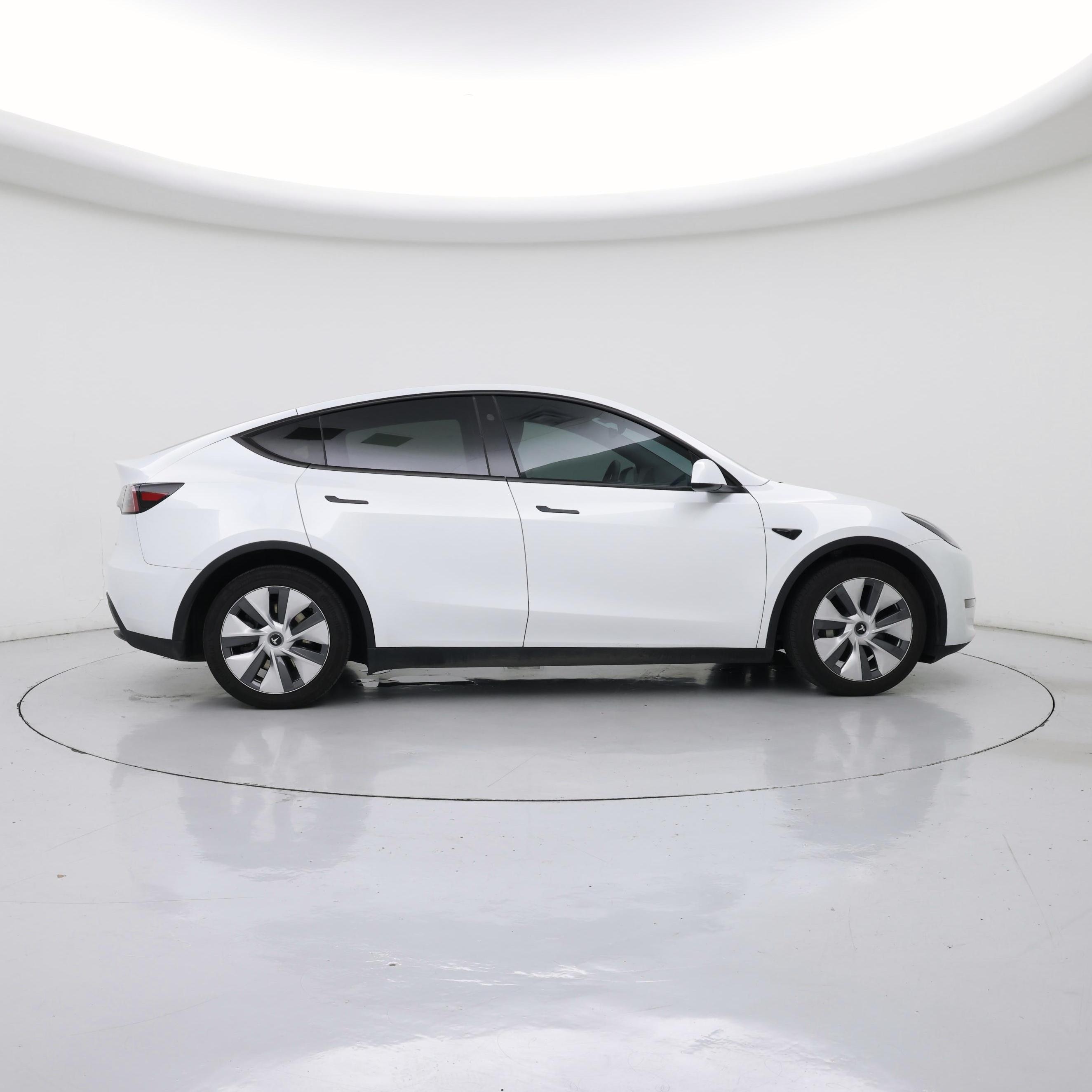 Thumbnail: 2023 Tesla Model Y - 7