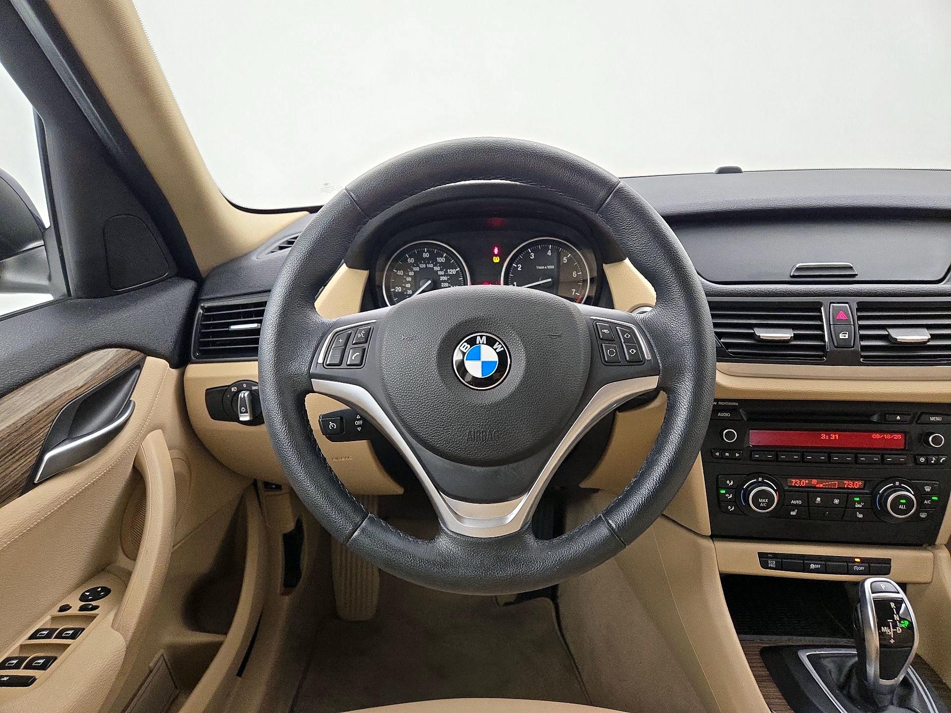 Thumbnail: 2015 BMW X1 - 10