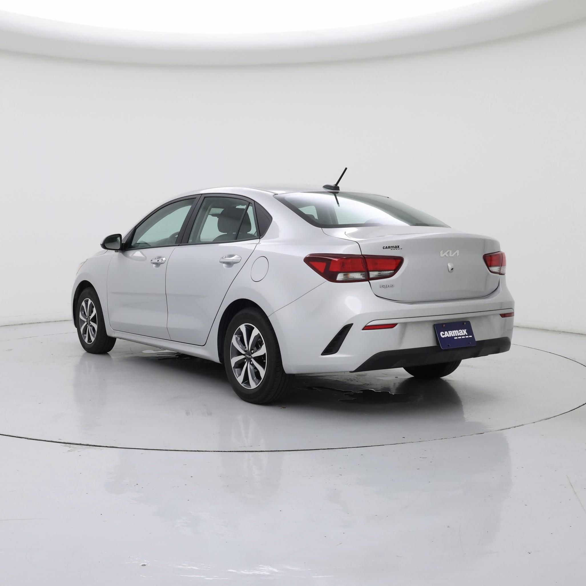Thumbnail: 2022 Kia Rio - 2
