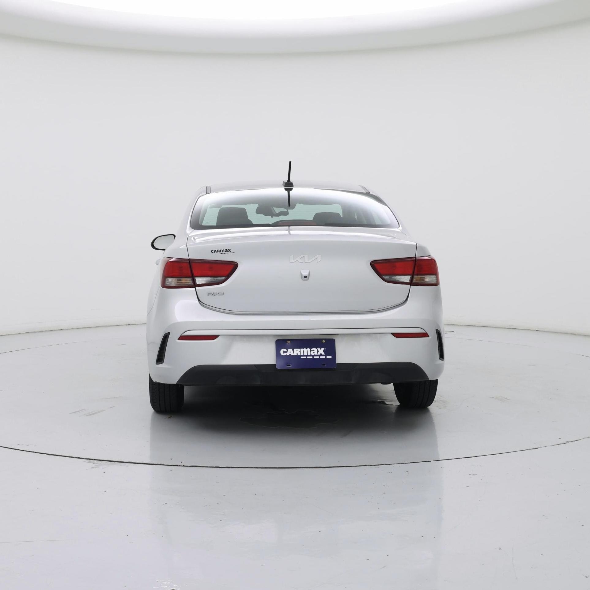 Thumbnail: 2022 Kia Rio - 6