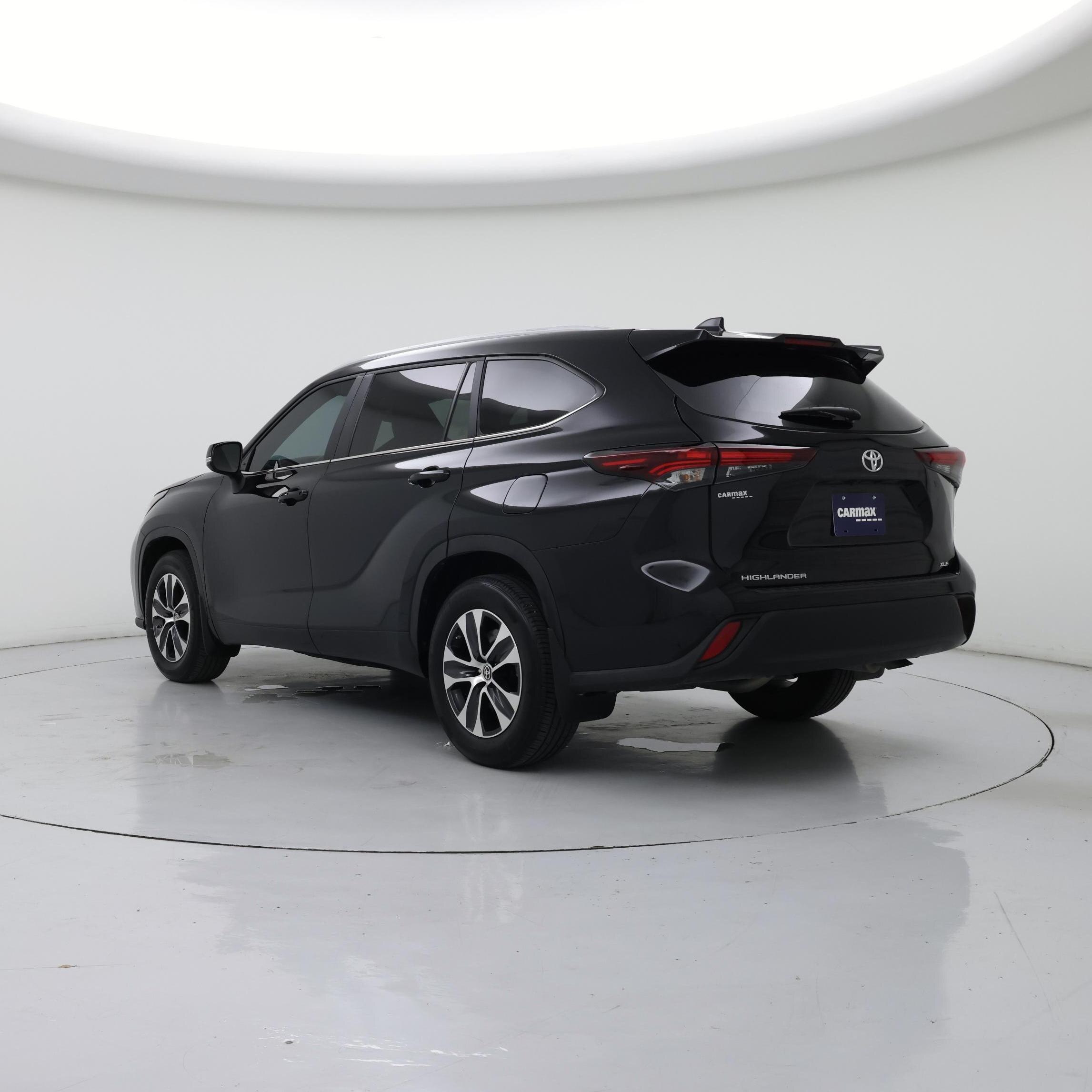 Thumbnail: 2024 Toyota Highlander - 2