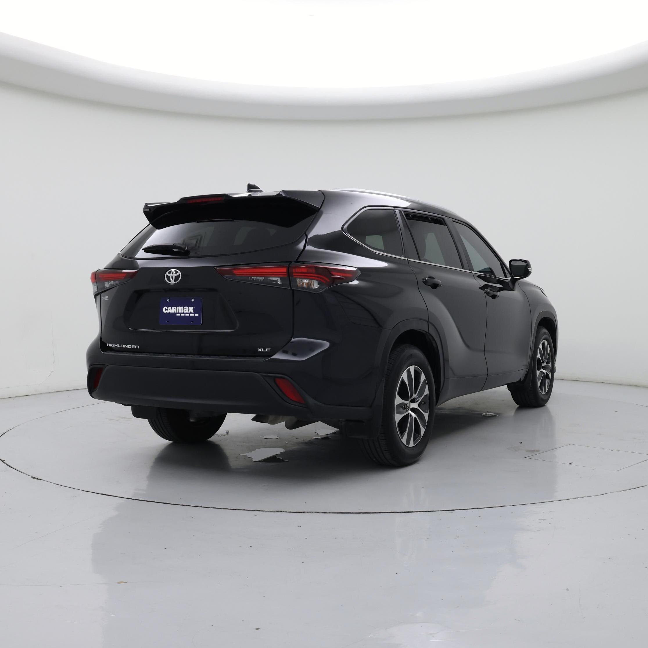 Thumbnail: 2024 Toyota Highlander - 8