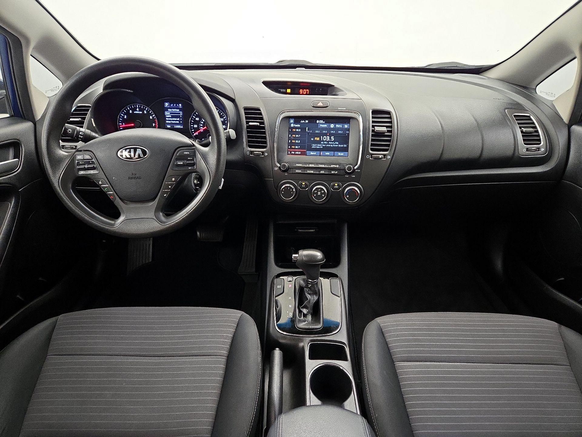 Thumbnail: 2018 Kia Forte - 9