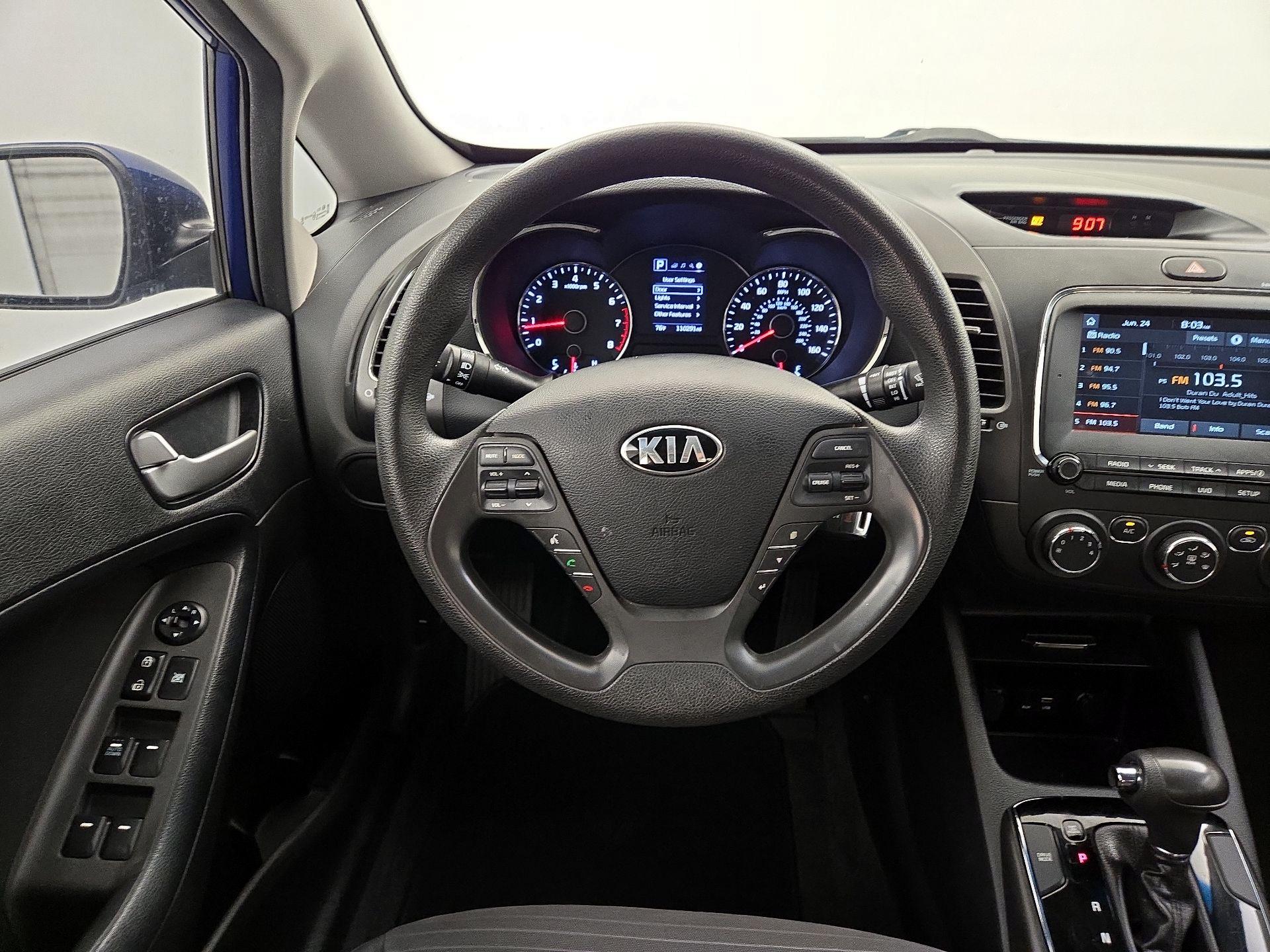 Thumbnail: 2018 Kia Forte - 10