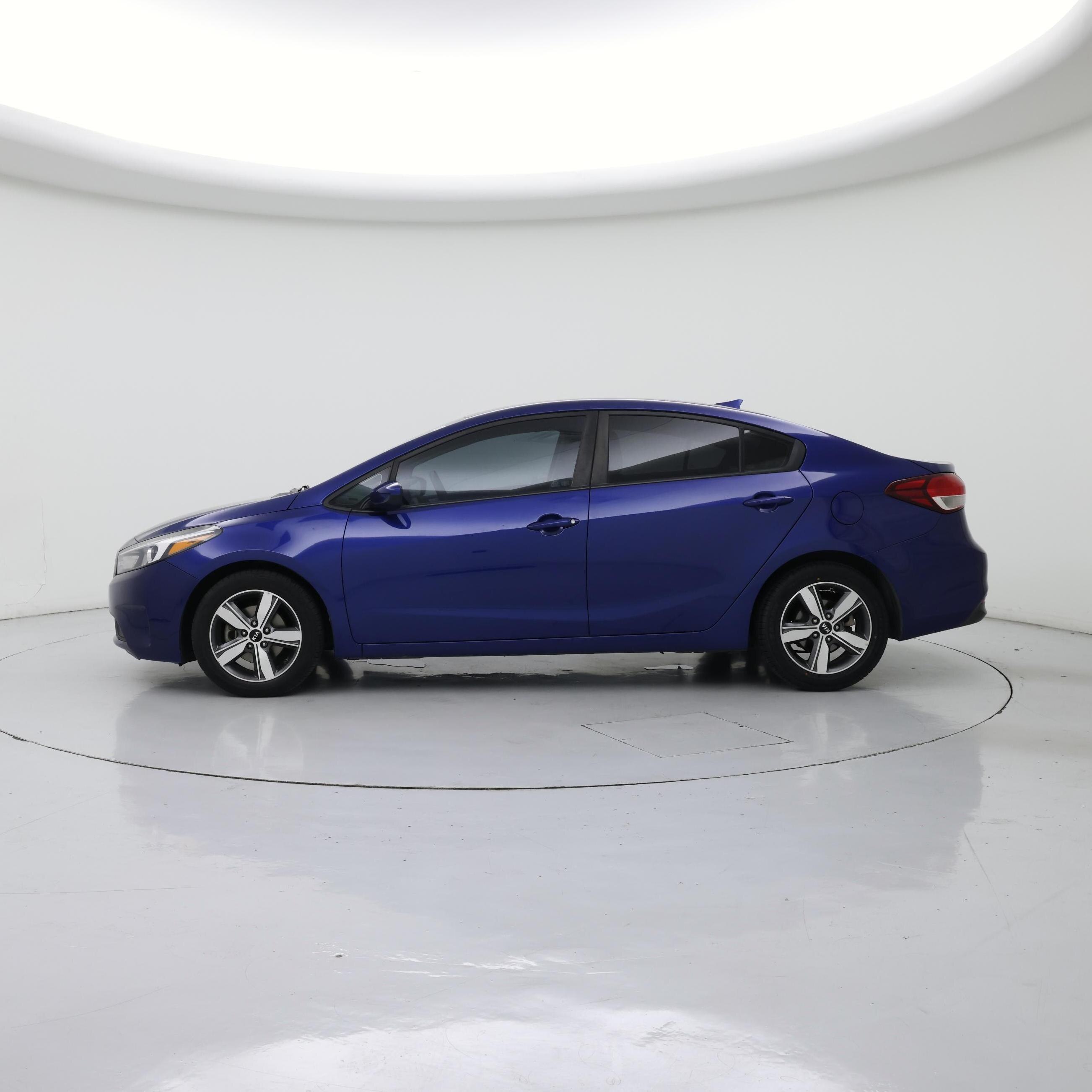 Thumbnail: 2018 Kia Forte - 3
