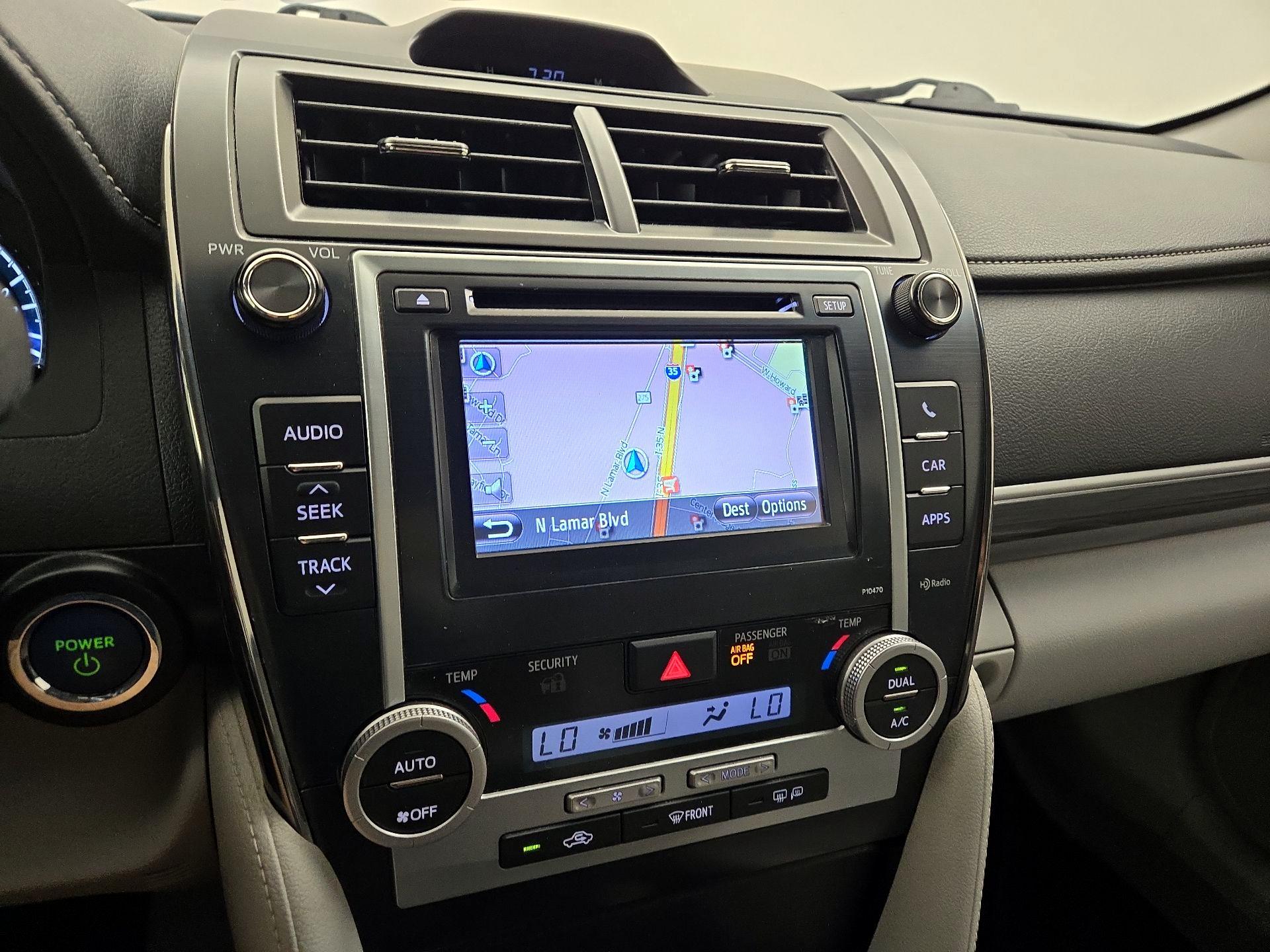 Thumbnail: 2014 Toyota Camry - 14