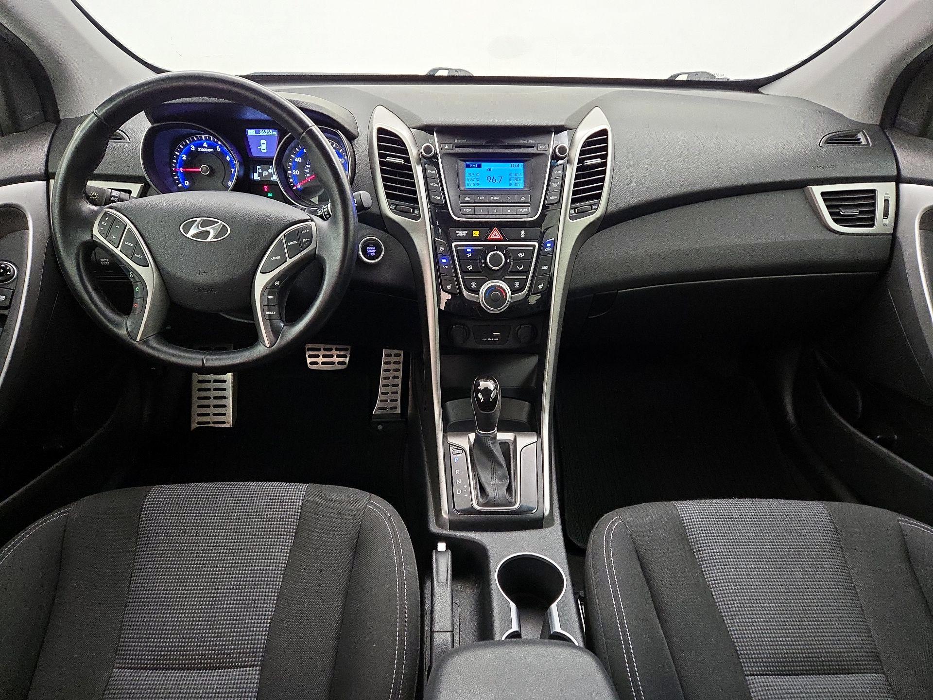 Thumbnail: 2016 Hyundai Elantra - 9