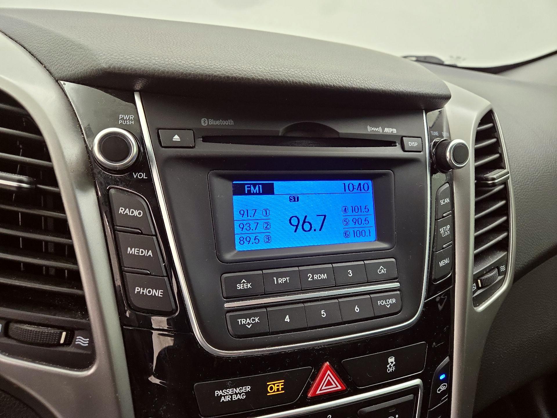 Thumbnail: 2016 Hyundai Elantra - 14