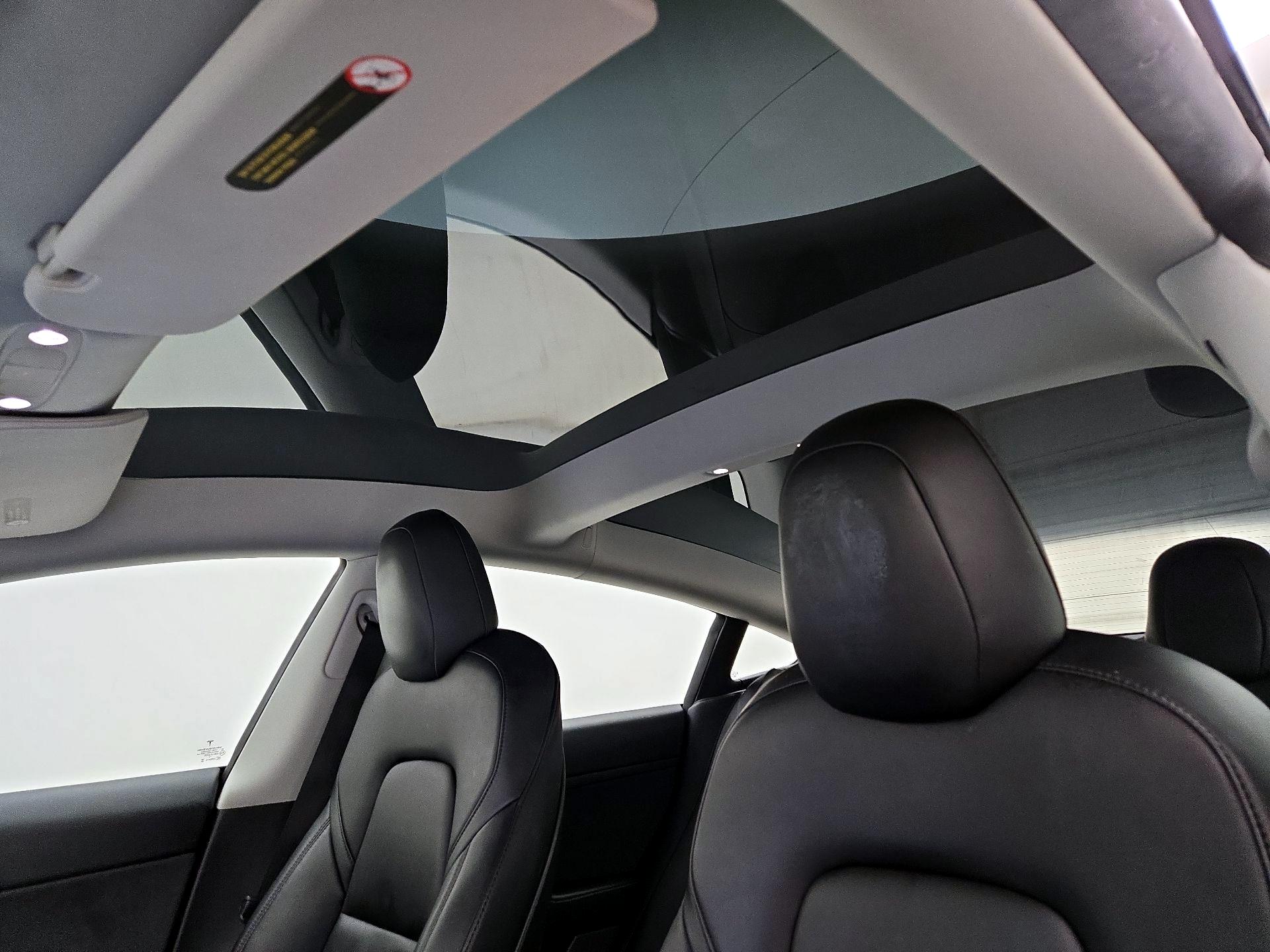 Thumbnail: 2021 Tesla Model 3 - 18