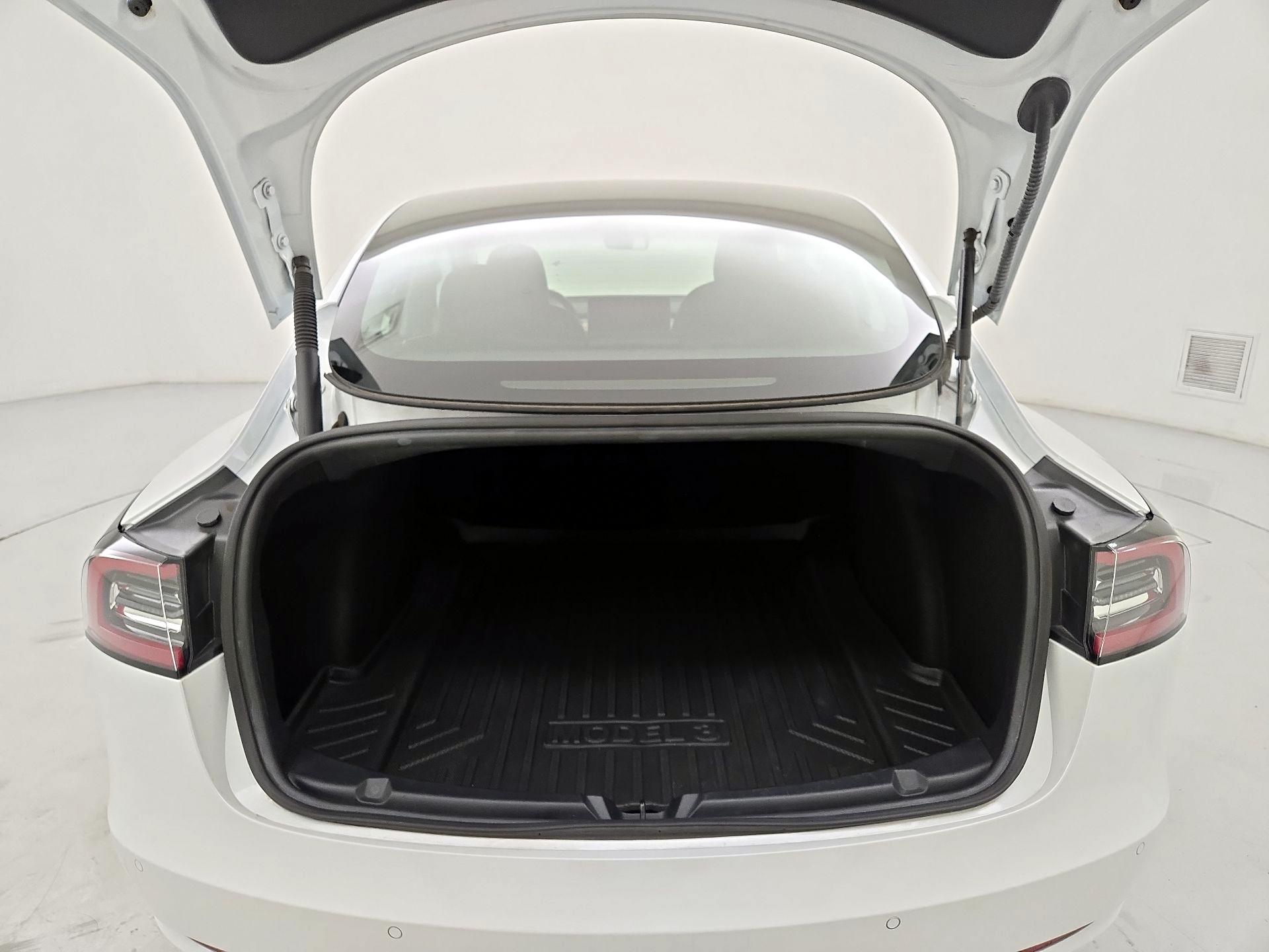Thumbnail: 2021 Tesla Model 3 - 20