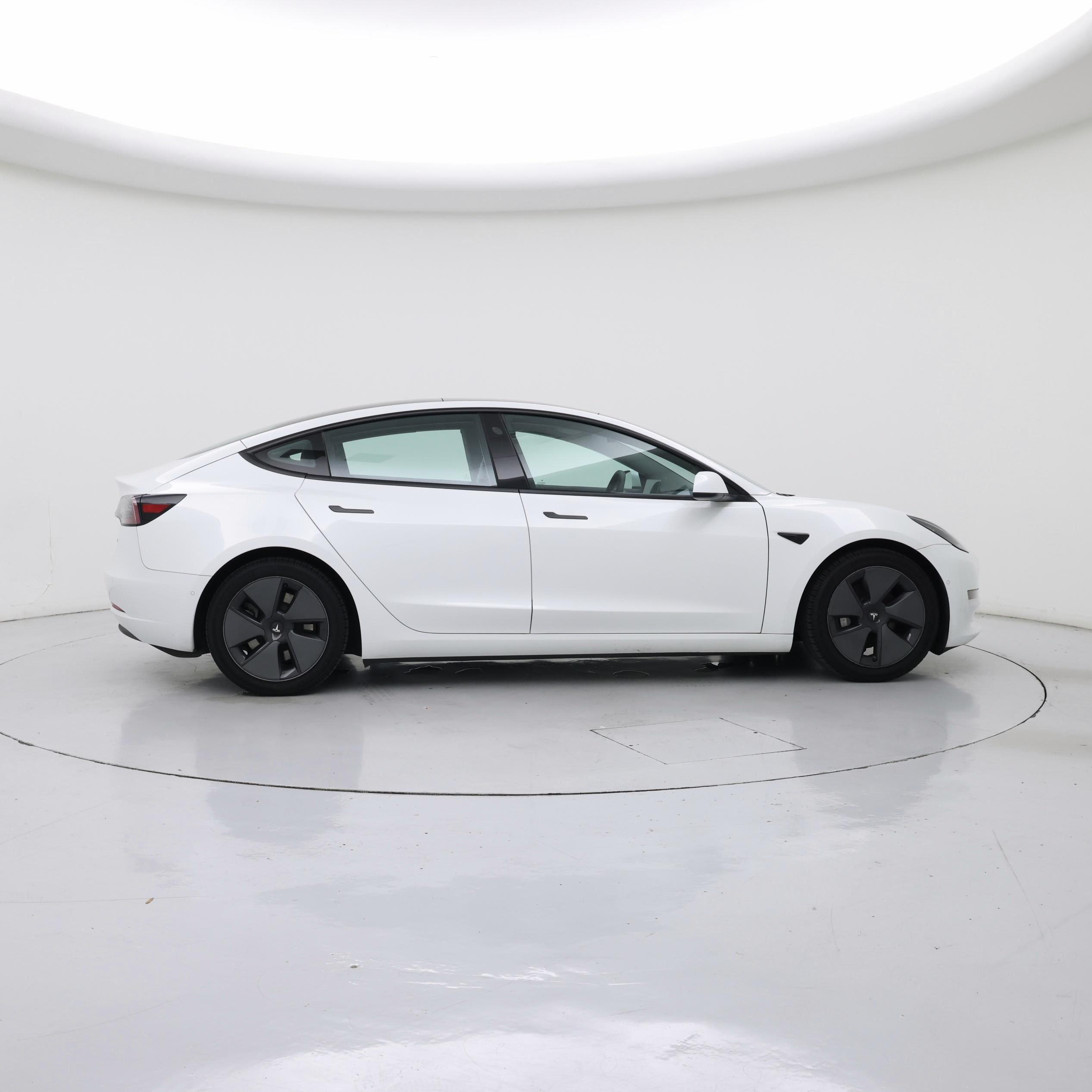 Thumbnail: 2021 Tesla Model 3 - 7