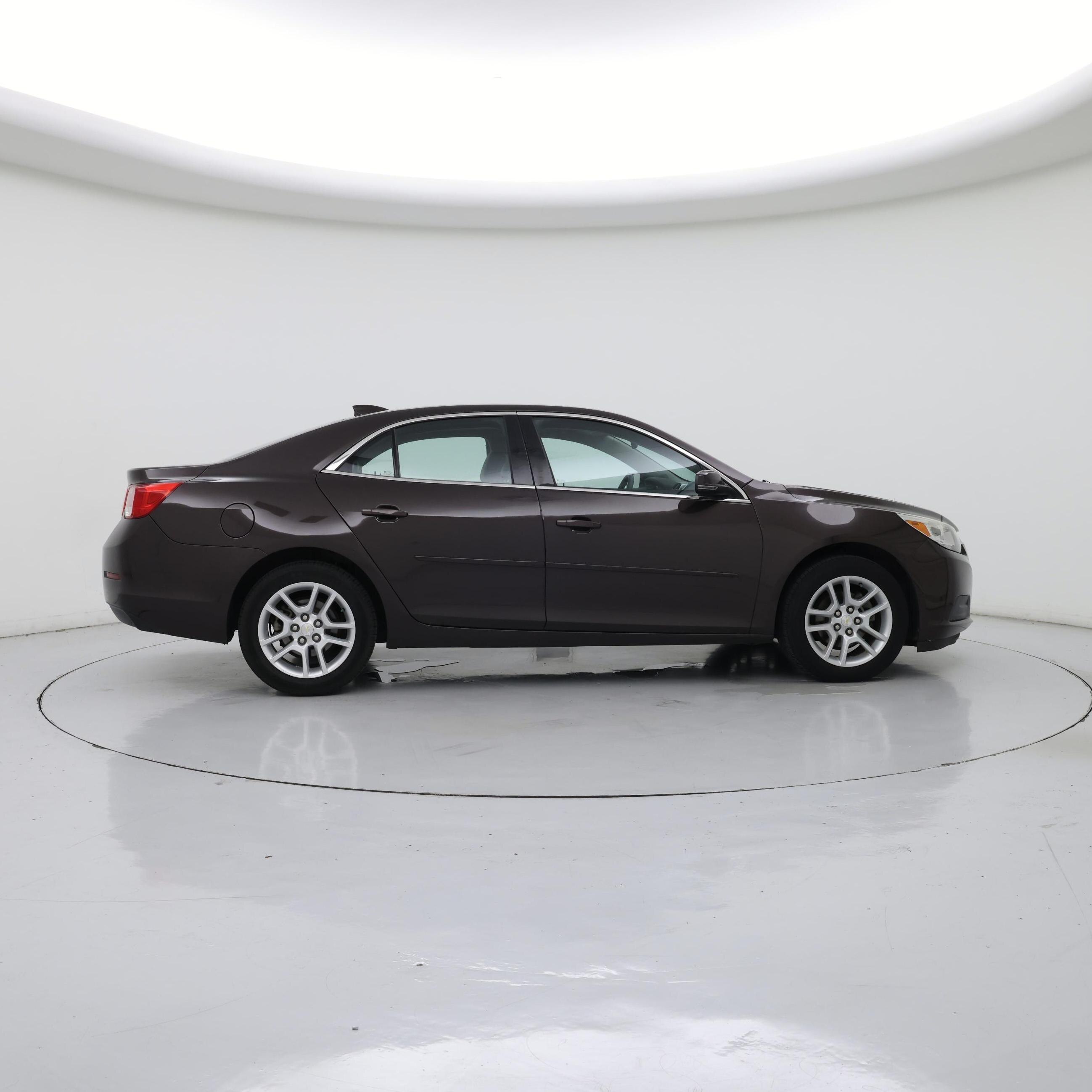 Thumbnail: 2015 Chevrolet Malibu - 7