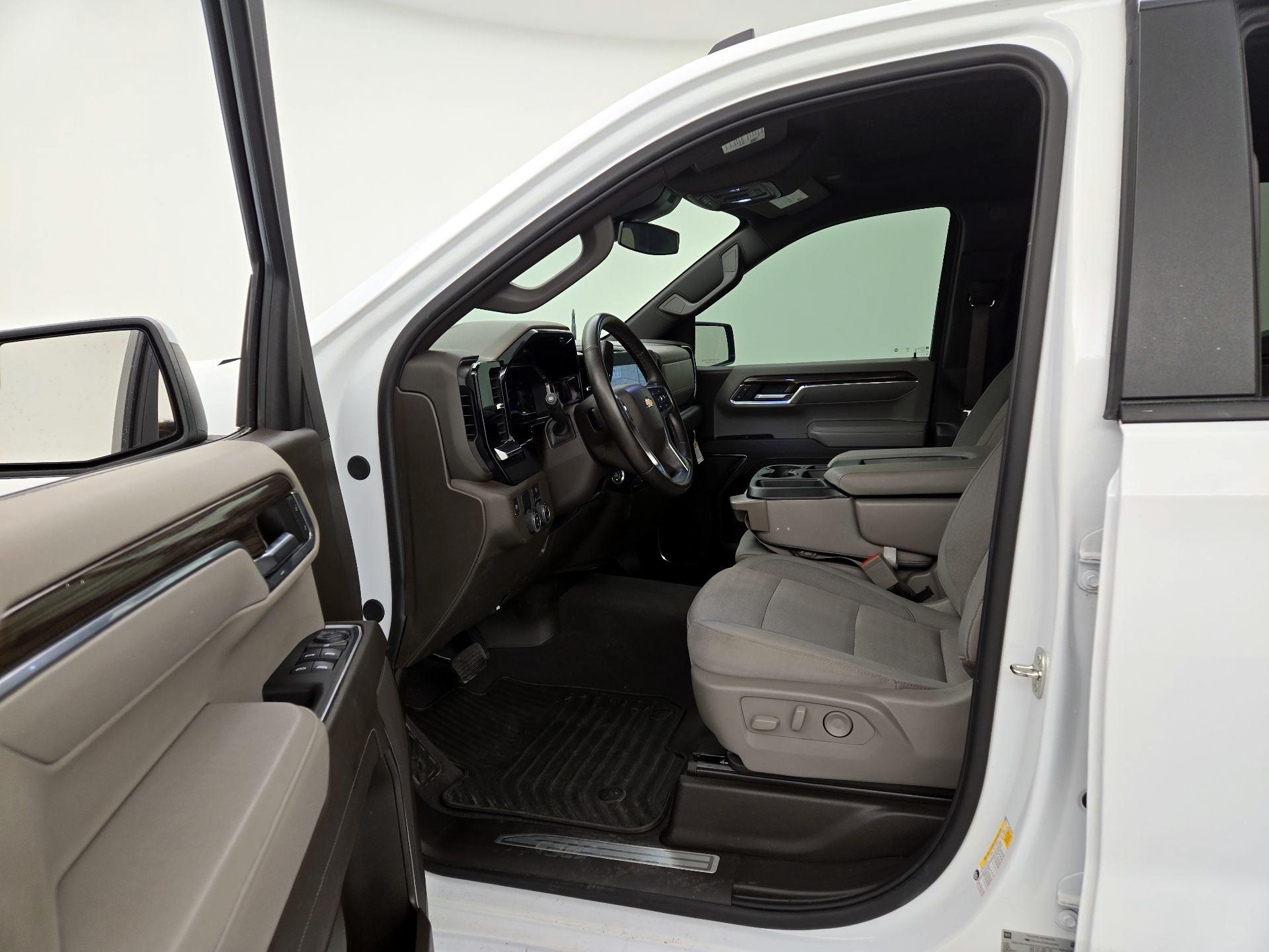 Thumbnail: 2024 Chevrolet Silverado 1500 - 11