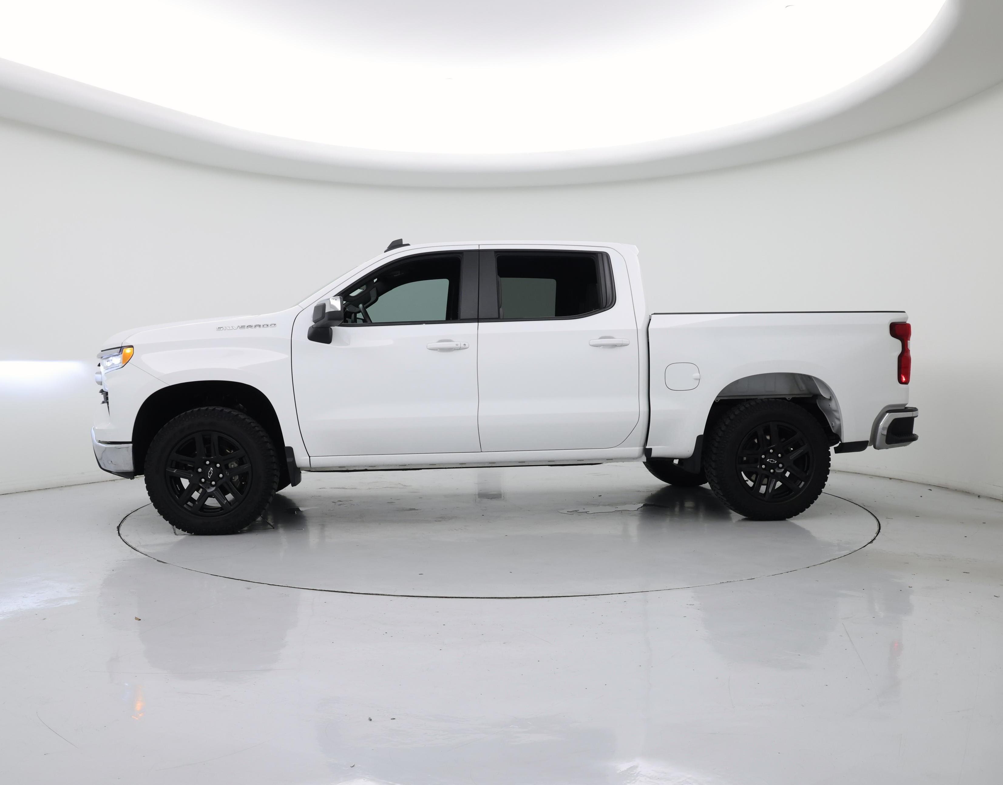 Thumbnail: 2024 Chevrolet Silverado 1500 - 3