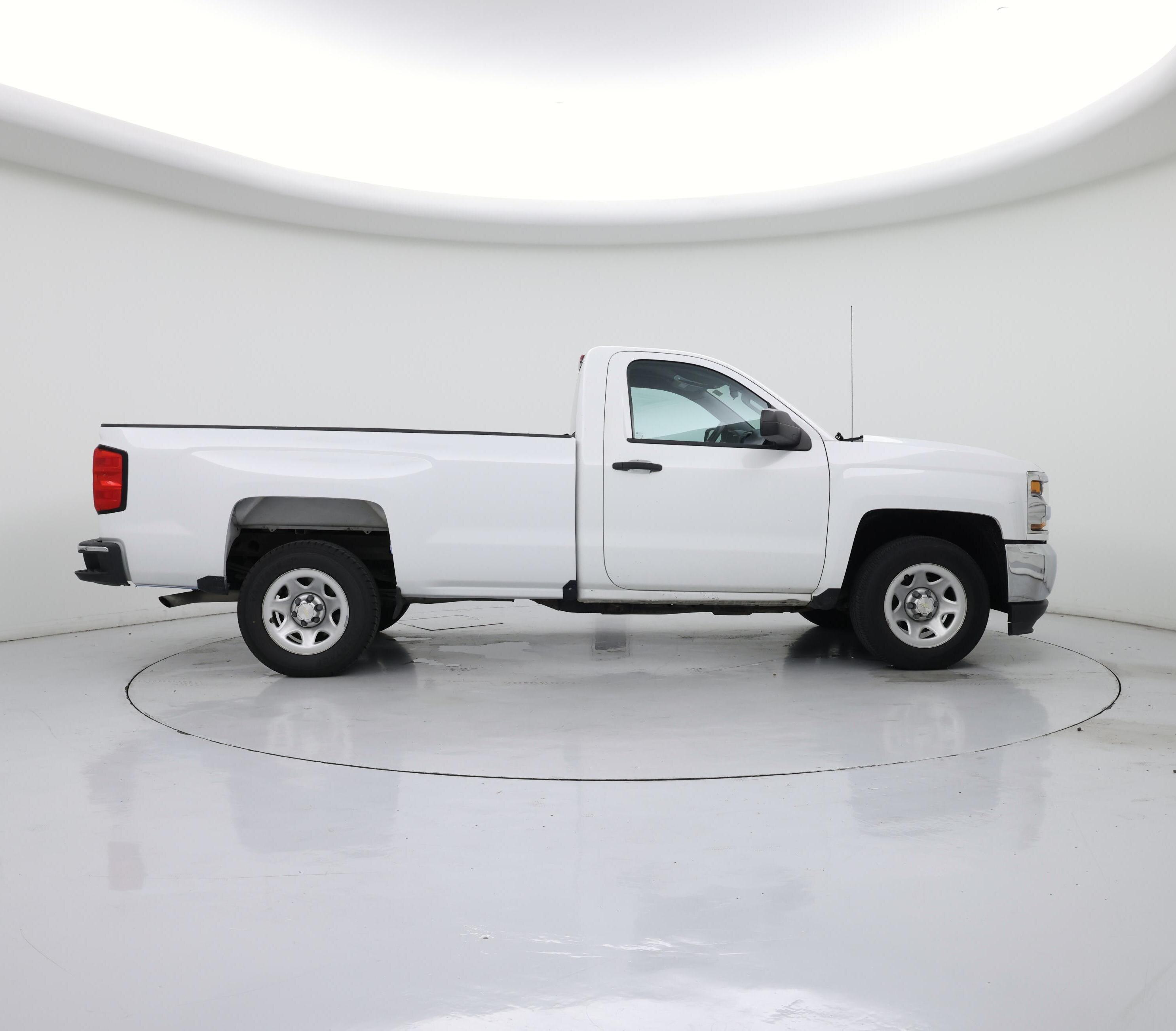 Thumbnail: 2018 Chevrolet Silverado 1500 - 7