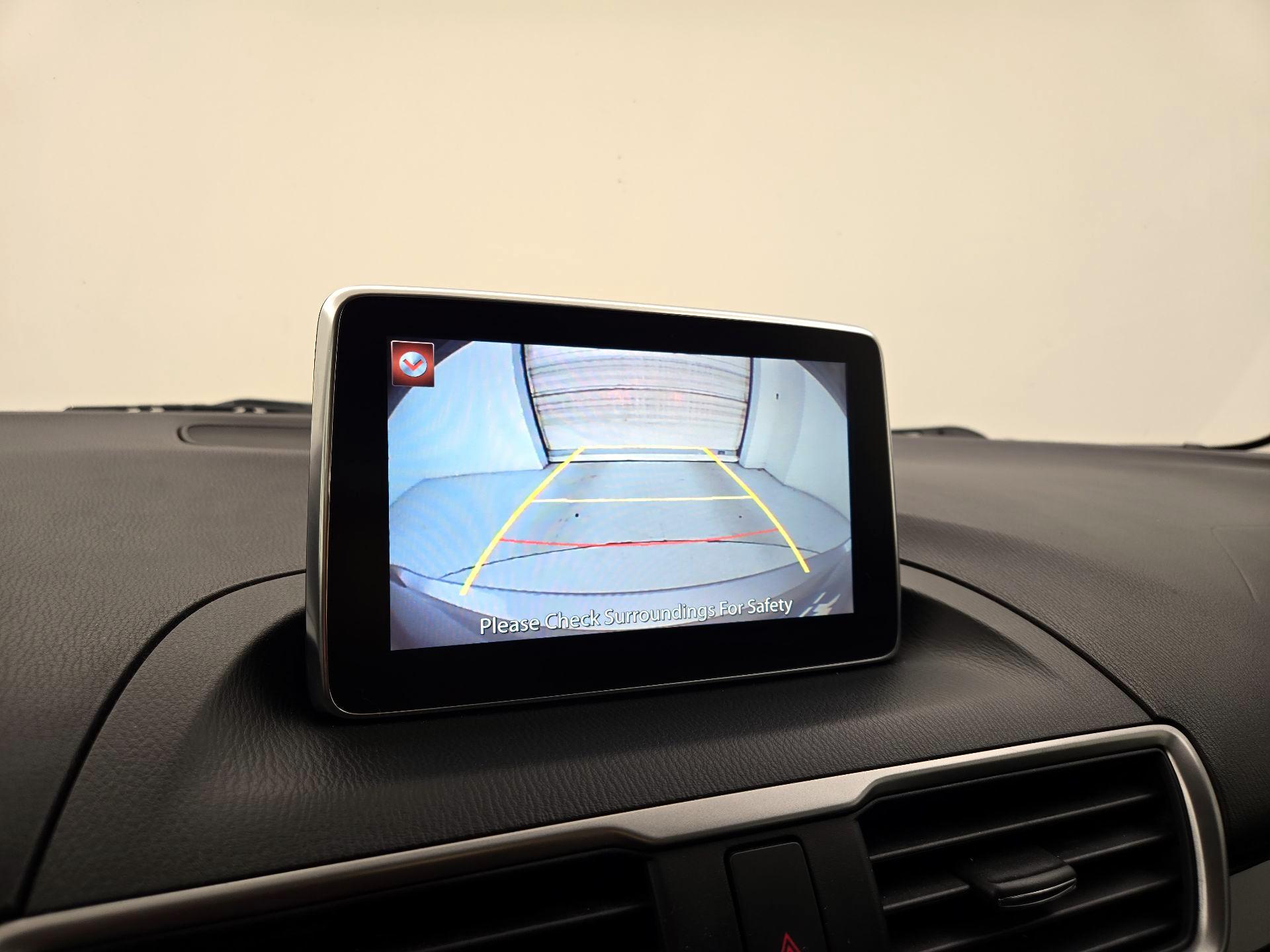 Thumbnail: 2015 Mazda Mazda3 - 14