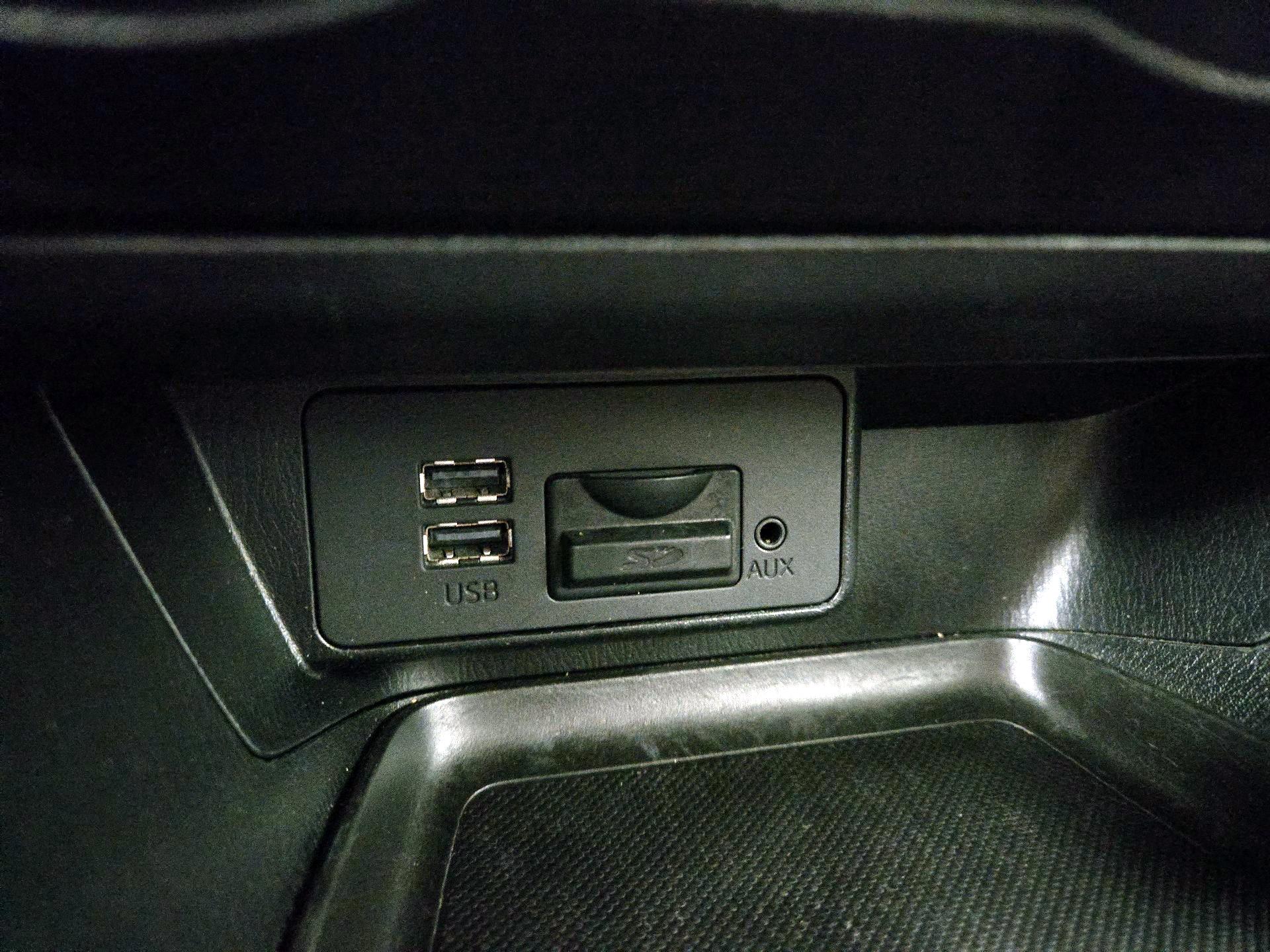 Thumbnail: 2015 Mazda Mazda3 - 18