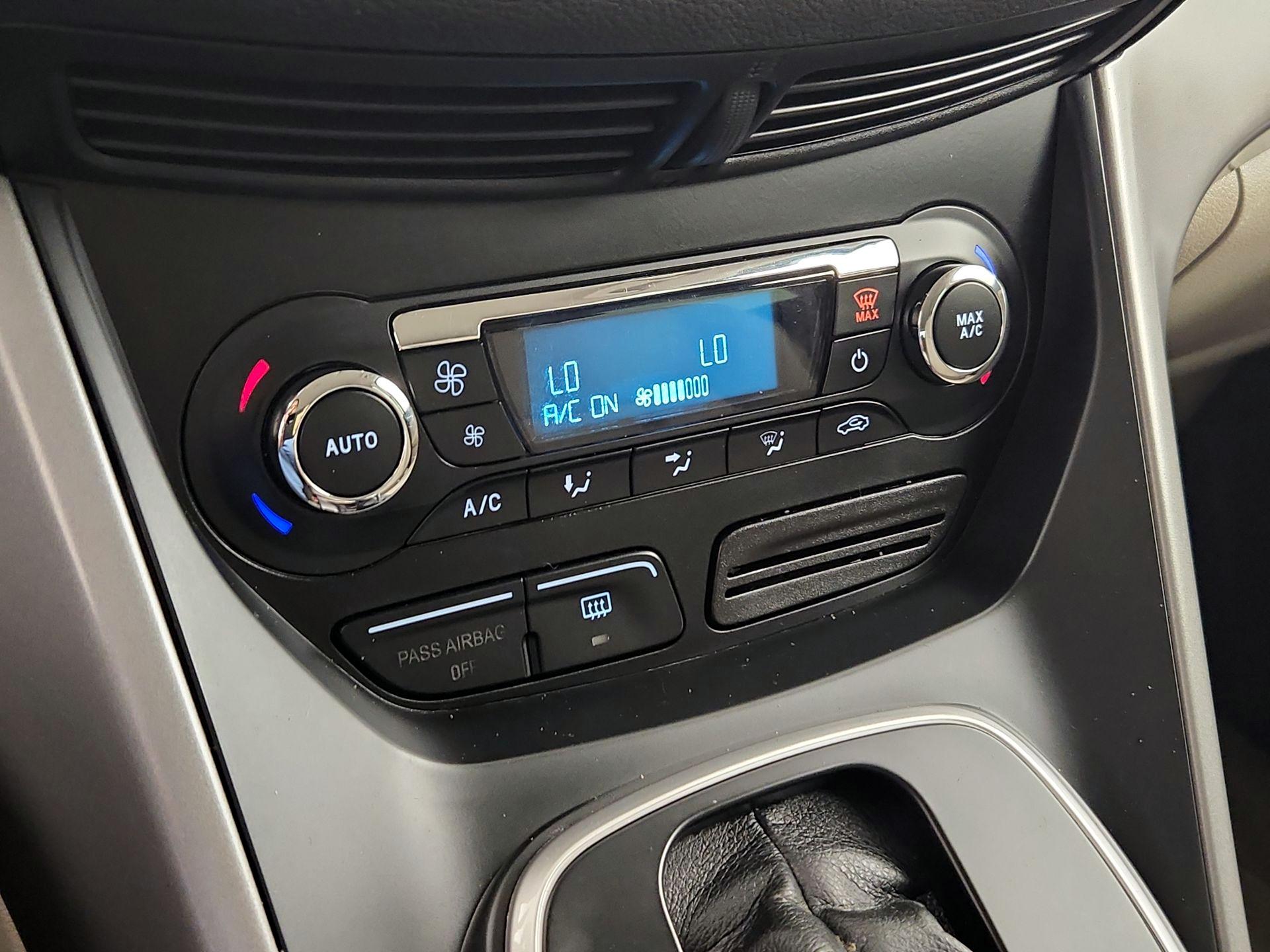 Thumbnail: 2013 Ford C-Max - 15