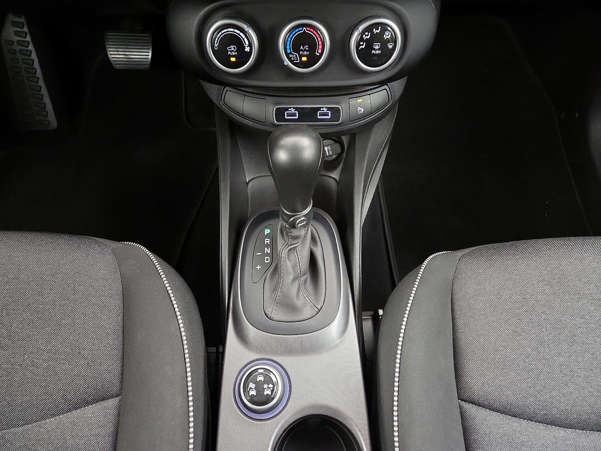Thumbnail: 2021 Fiat 500X - 17